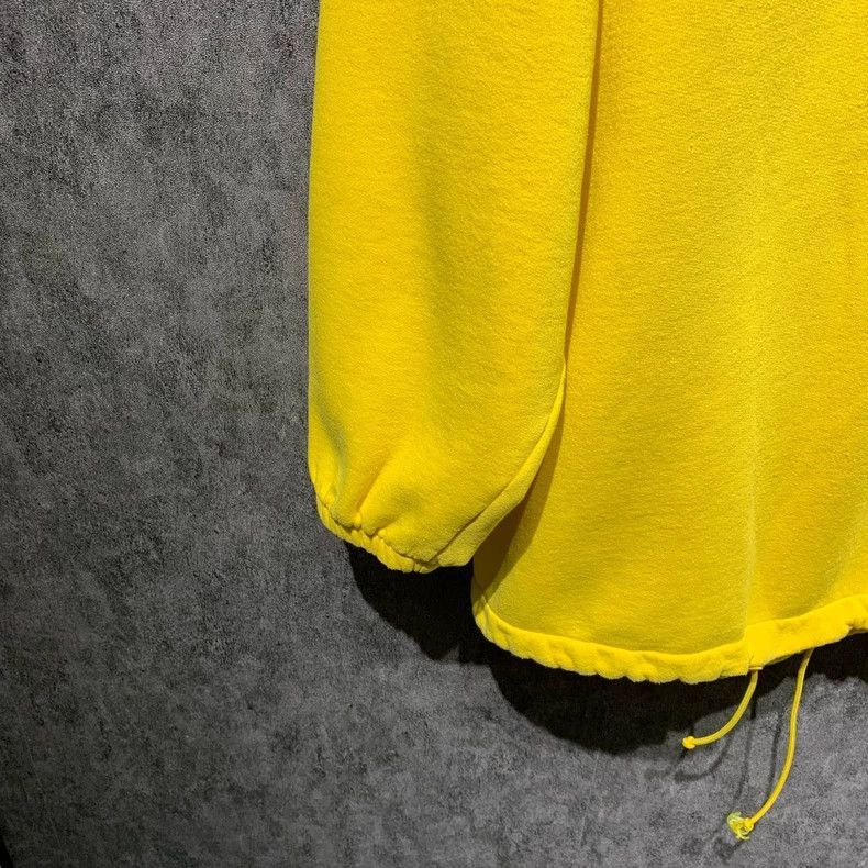Balenciaga Balenciaga Yellow Hooded Sweatshirt Size Xs-2506 Size XS / US 0-2 / IT 36-38 - 7 Thumbnail