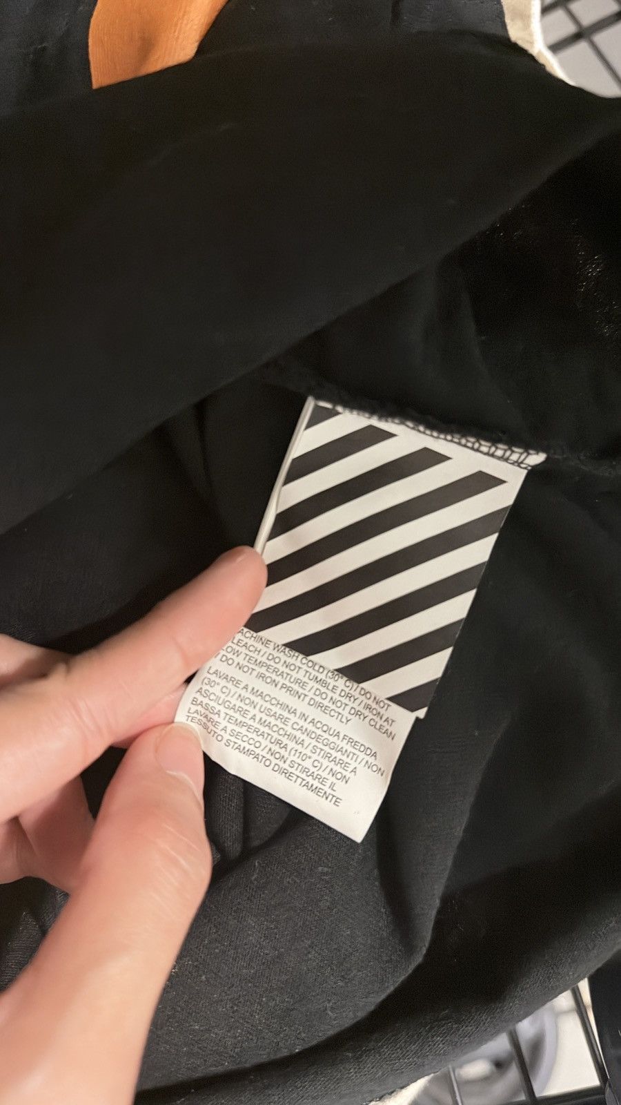Off-White Off-White Temperature Fahrenheit 451 Tshirt Size US L / EU 52-54 / 3 - 4 Thumbnail