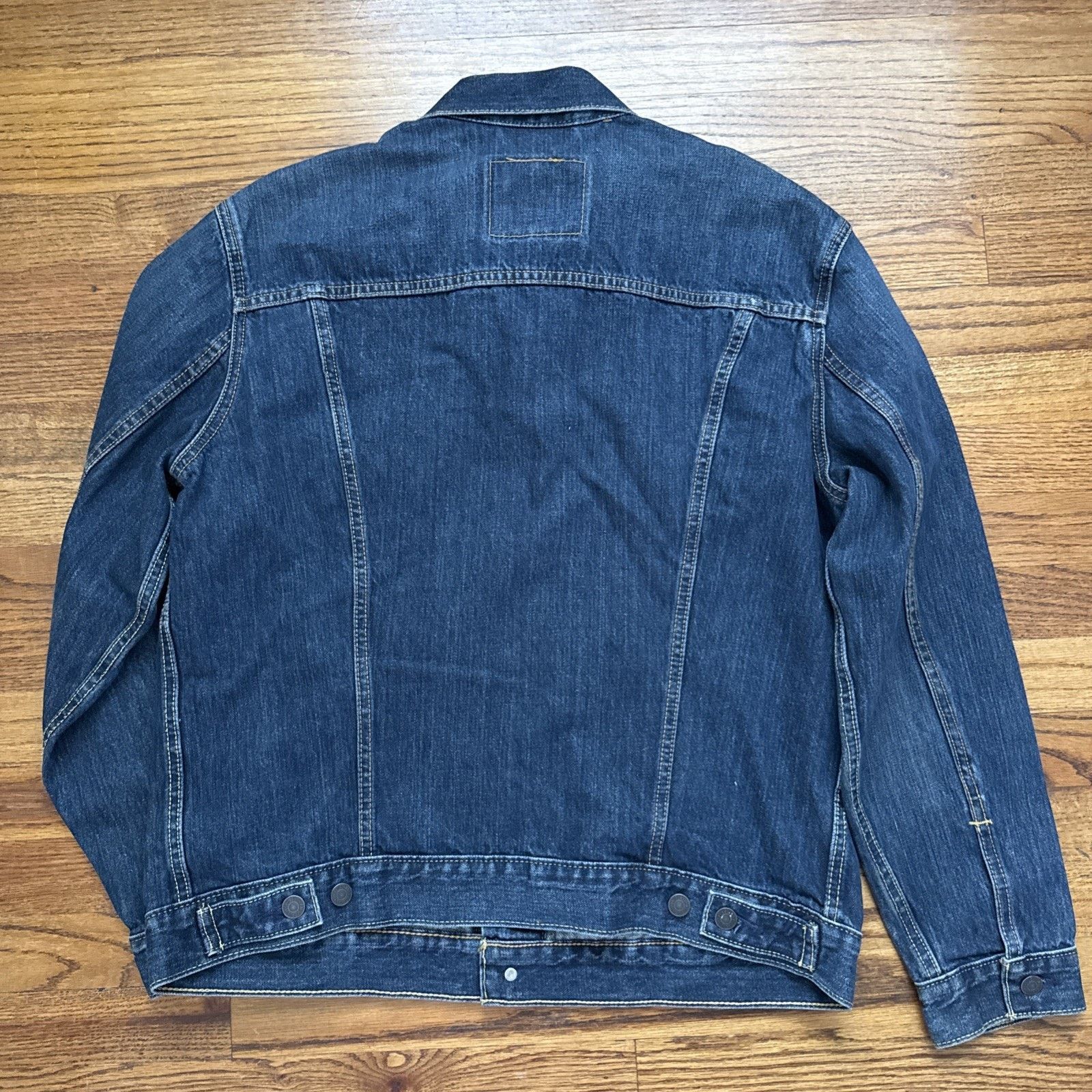 Levi's Custom Levi’s Denim Trucker Jacket With Patches Size L C5 Size US L / EU 52-54 / 3 - 8 Thumbnail