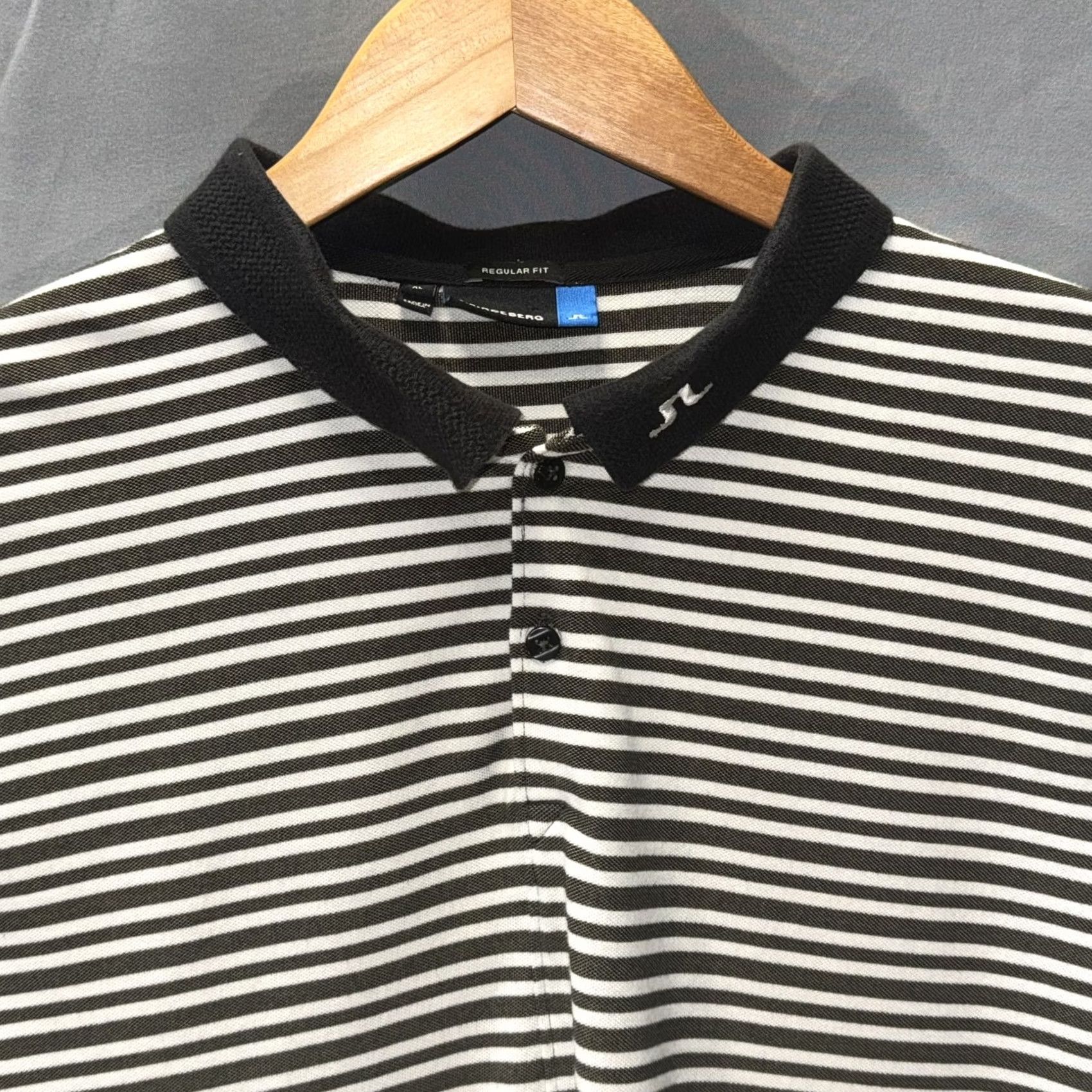 J.Lindeberg J.Lindeberg Polo Shirt Mens XL Black White Striped Regular Fit Golf Performance Size US XL / EU 56 / 4 - 2 Thumbnail