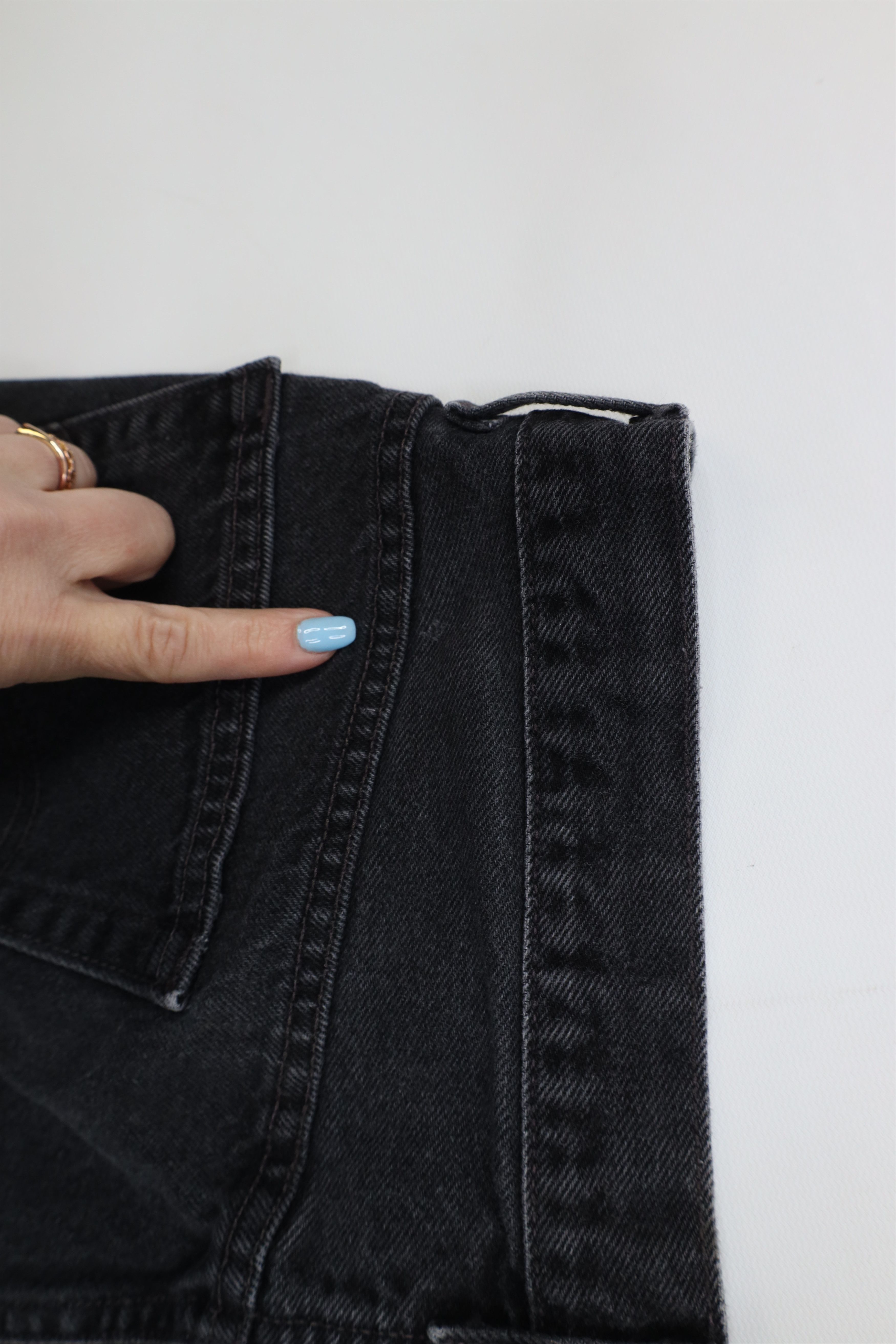 Levi's Vintage Y2K 2003 Levis 505 Fit Denim Jean Shorts Black Size US 36 / EU 52 - 13 Thumbnail