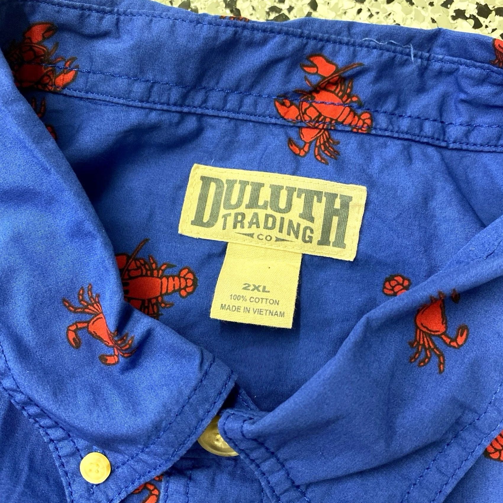 Vintage Duluth Trading Lobster Crab Shirt All Over Print Short Sleeve Blue & Red 2XL Men’s Button-Up Casual Everyday Size US XXL / EU 58 / 5 - 3 Thumbnail