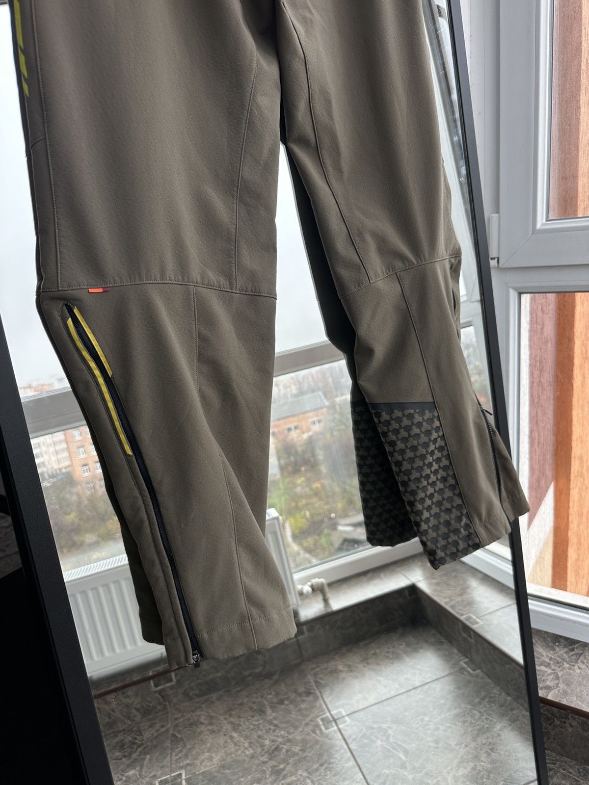 Outdoor Voices VAUDE Men’s Gravit Softshell Pants SAMPLE Prototype 52 Size US 34 / EU 50 - 13 Thumbnail