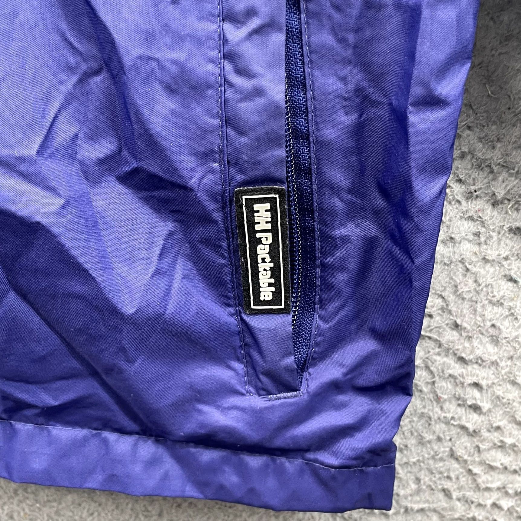 Helly Hansen Helly Hansen Rain Jacket Womens Small Blue Packable Windbreaker Outdoor Gorpcore Jacket Size S / US 4 / IT 40 - 4 Thumbnail