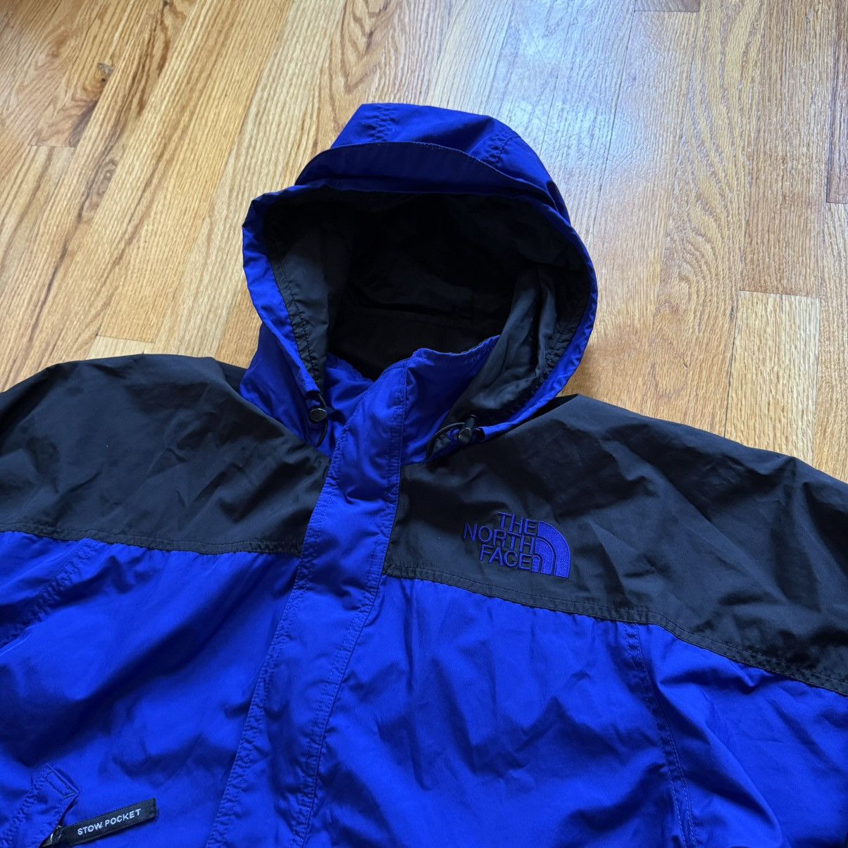 The North Face Vintage North Face Light Zip Up Jacket Blue Size M Size US M / EU 48-50 / 2 - 2 Thumbnail