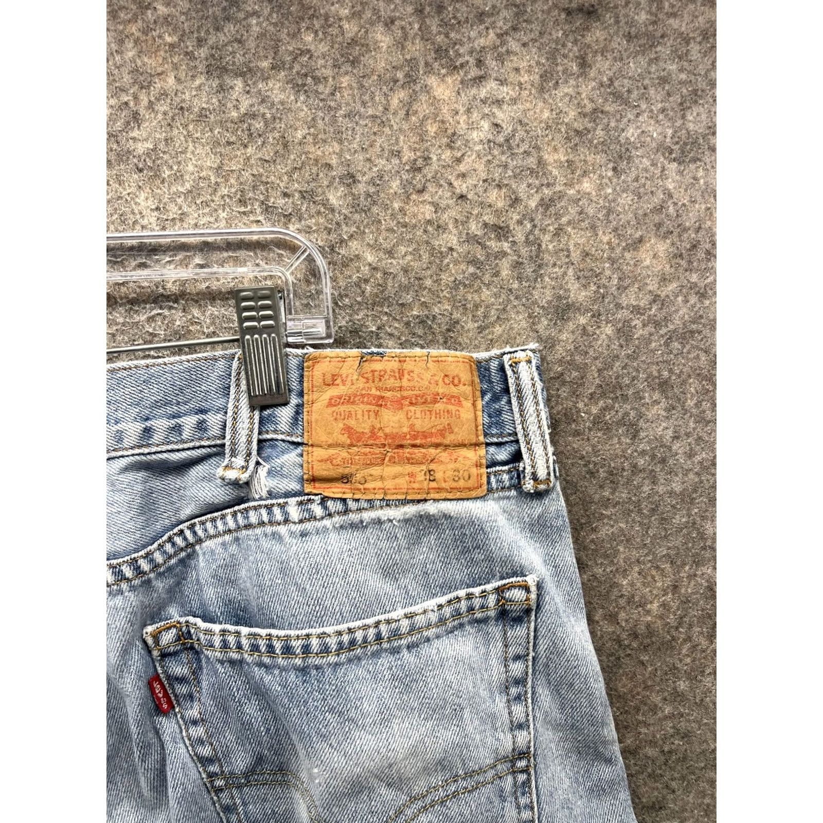Levi's Levi's 505 Jeans Mens 38x30 Blue Regular Fit Straight Leg Denim Light Wash Size US 38 / EU 54 - 2 Thumbnail