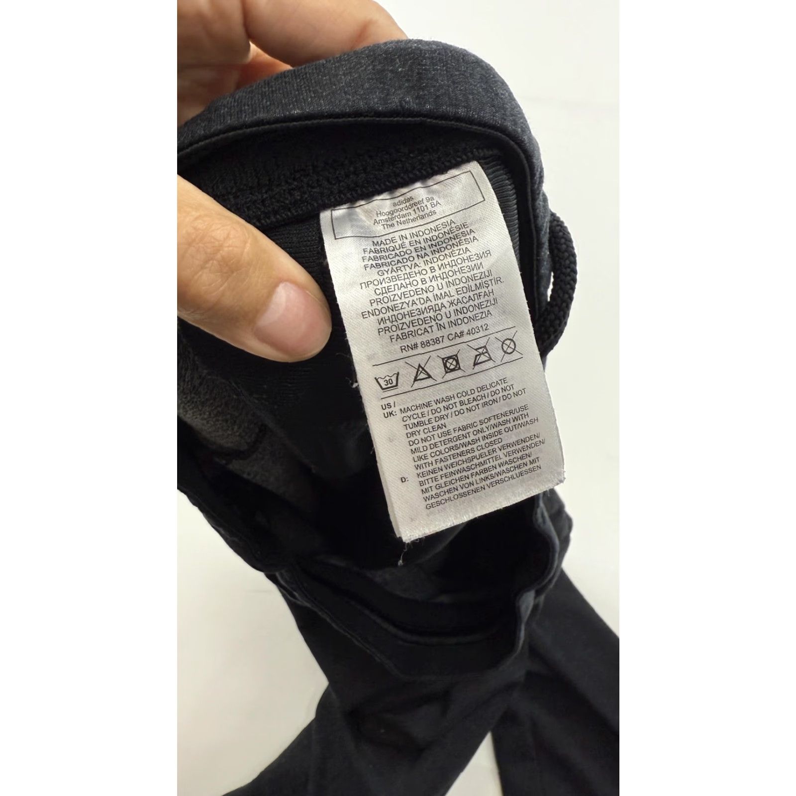 Adidas Adidas Pants Mens Large Black AEROREADY Tapered Joggers Athletic Drawstring Pockets Moisture Wicking Lightweight Size US 33 - 6 Thumbnail