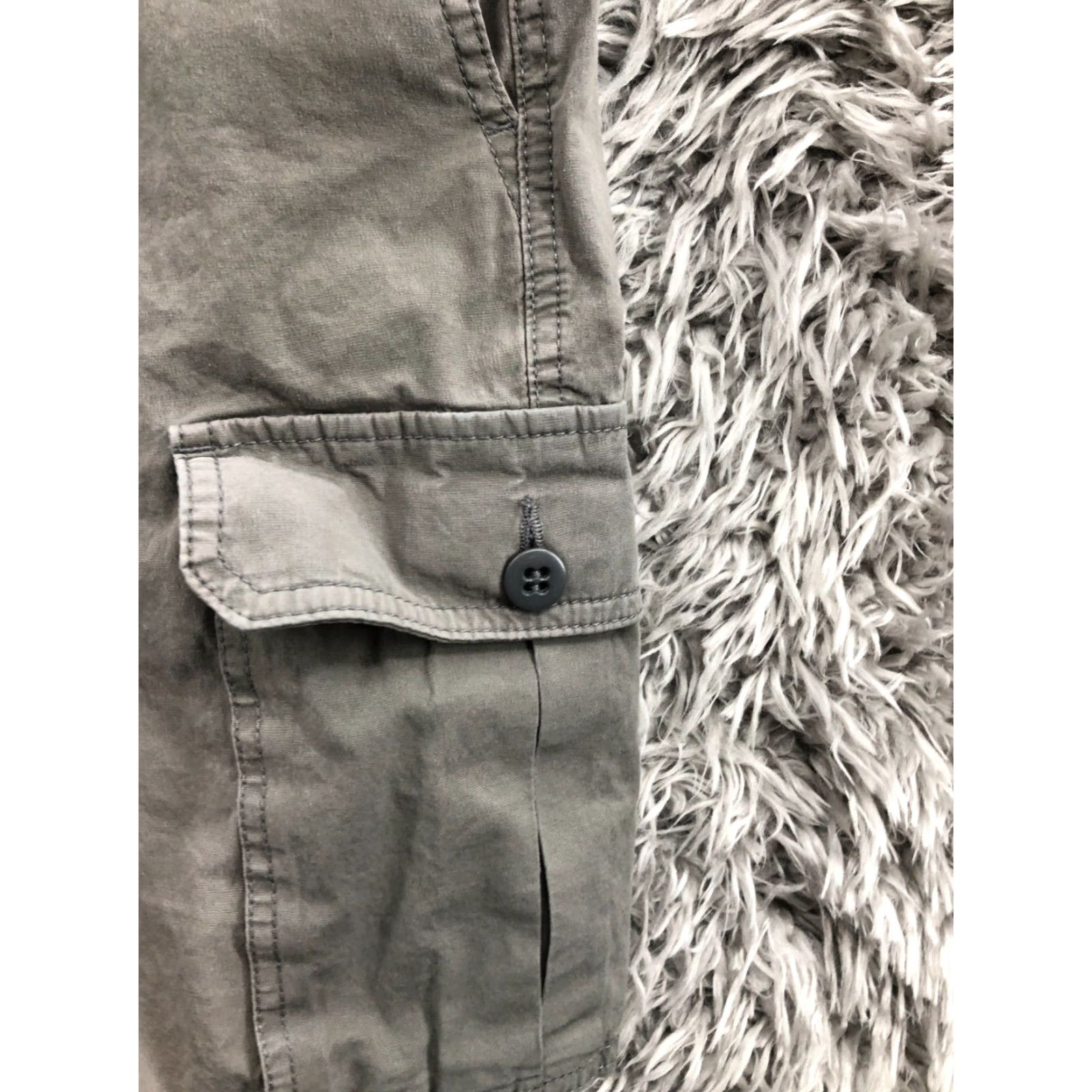Dockers DOCKERS Cargo Shorts Mens Size 34 Mid Rise Medium Wash Gray Size US 34 / EU 50 - 4 Thumbnail
