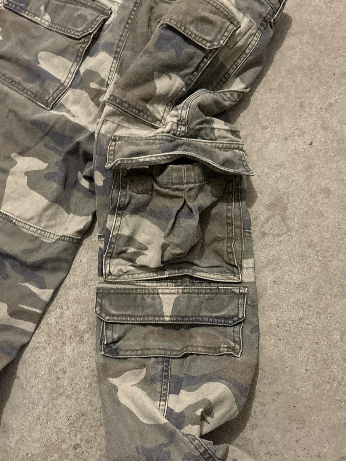 Redhead Vintage Y2K RedHead Men's Green Camo Denim Cargo Pants Size US 32 / EU 48 - 7 Thumbnail