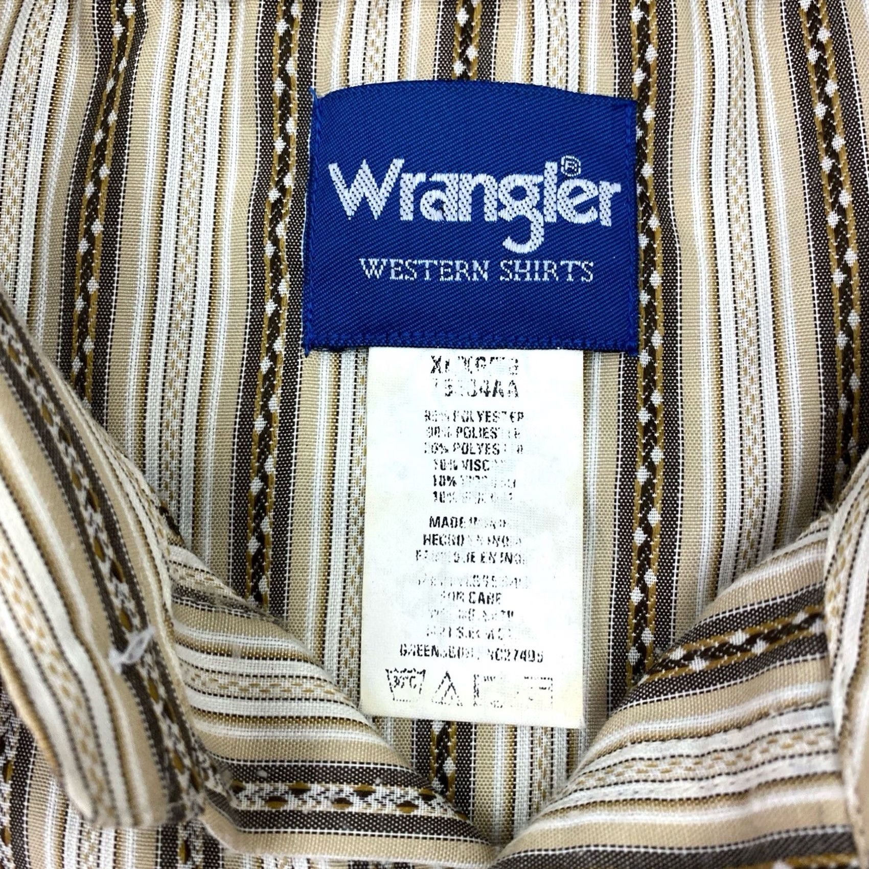 Wrangler VINTAGE Wrangler Shirt Men XL Tan Brown Pearl Snap Western Cowboy Ranch Shirt XL Brown Tan Pearl Snap Wrangler Mens Western Cowboy Ranch Size US XL / EU 56 / 4 - 4 Thumbnail