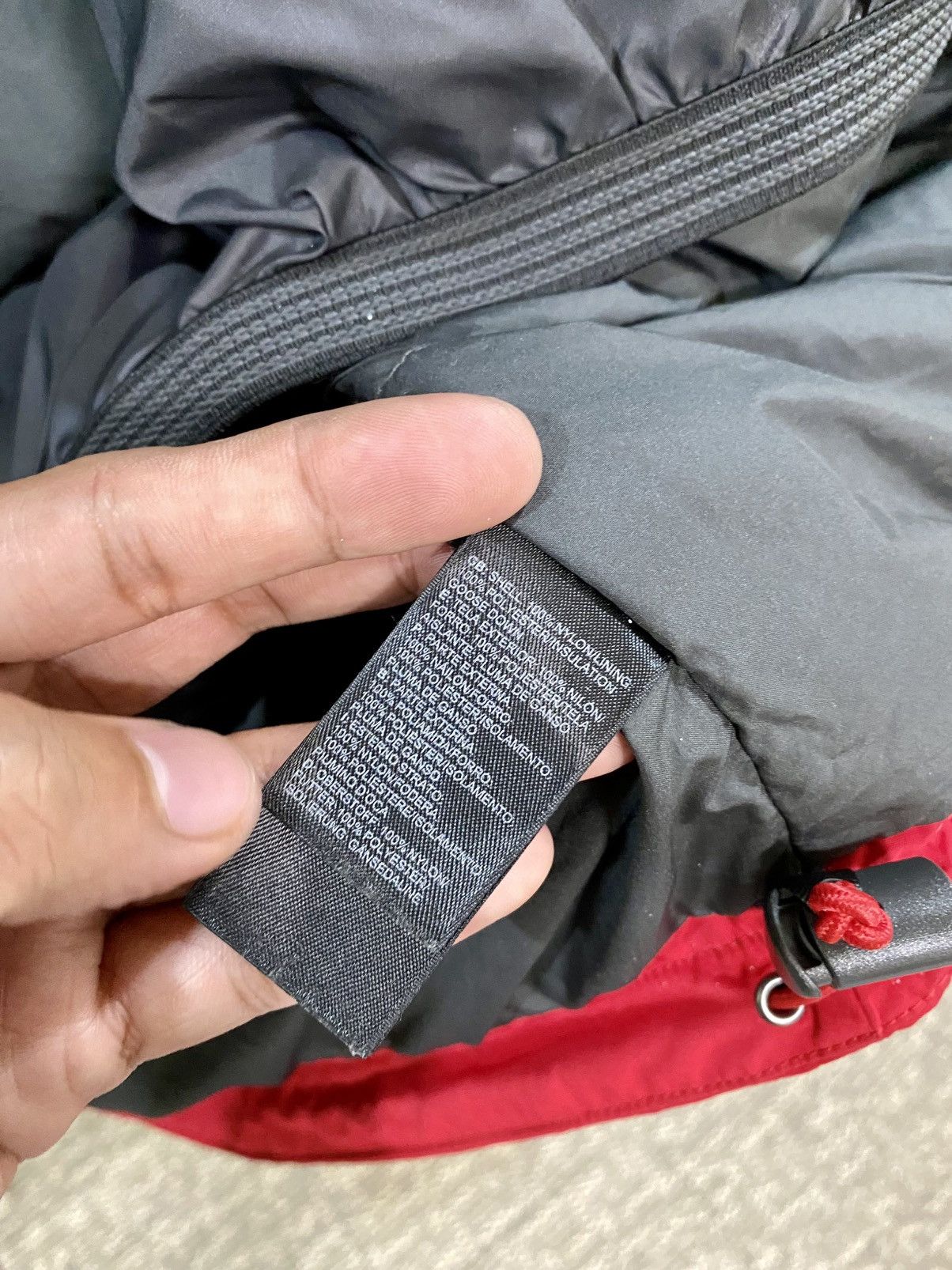 The North Face TNF mountain down hyvent Size US M / EU 48-50 / 2 - 8 Thumbnail