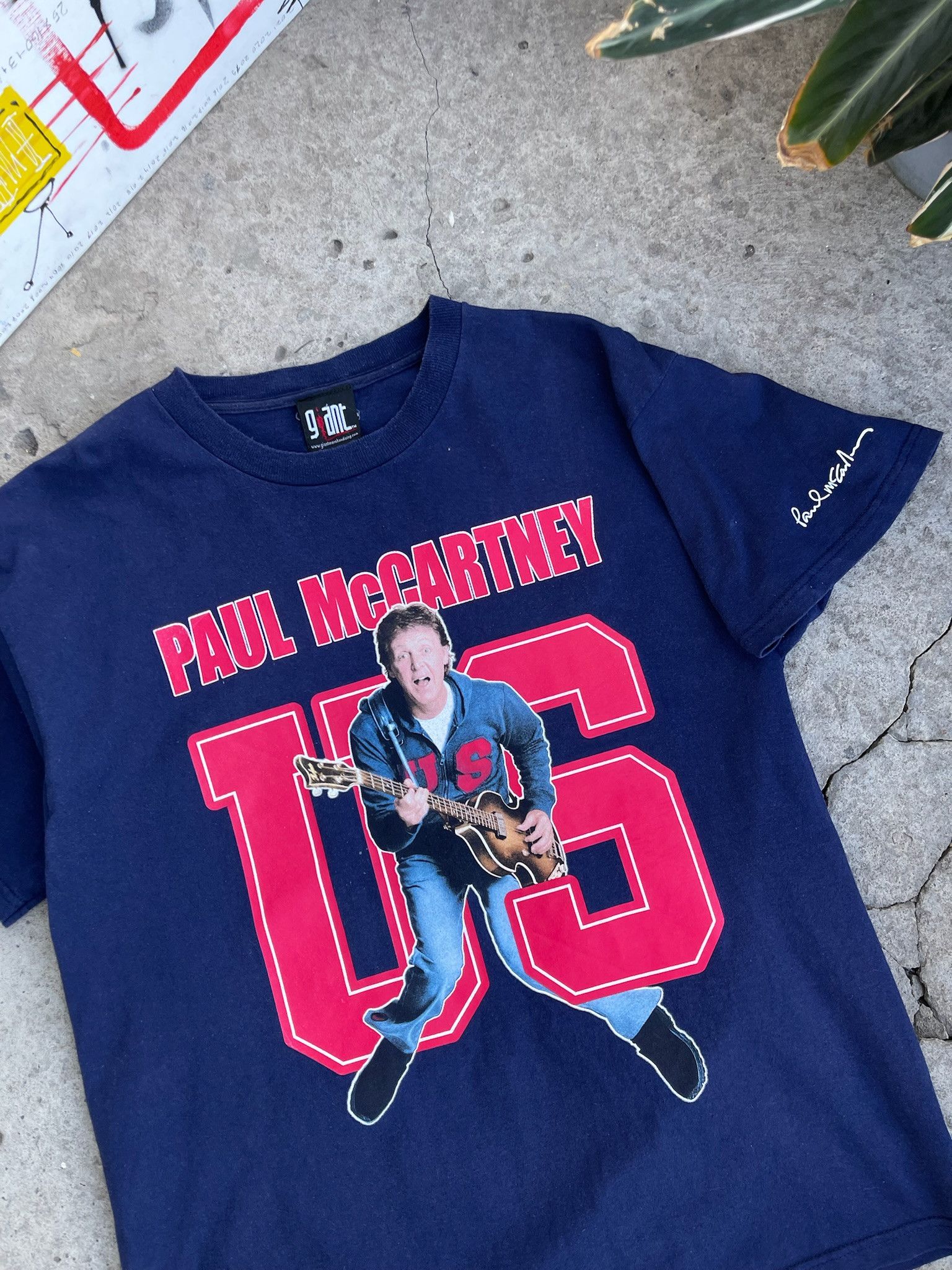 Band Tees Vintage Paul McCartney T Shirt Size US L / EU 52-54 / 3 - 3 Thumbnail