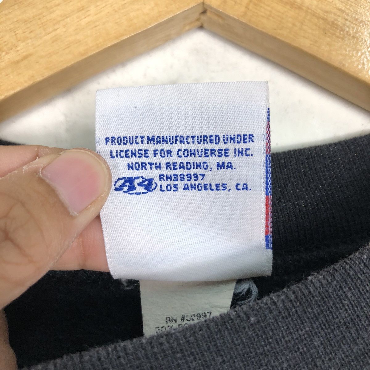 Converse × Vintage Vintage Converse Big Logo 90s Sweatshirt Medium Size Size US M / EU 48-50 / 2 - 12 Thumbnail