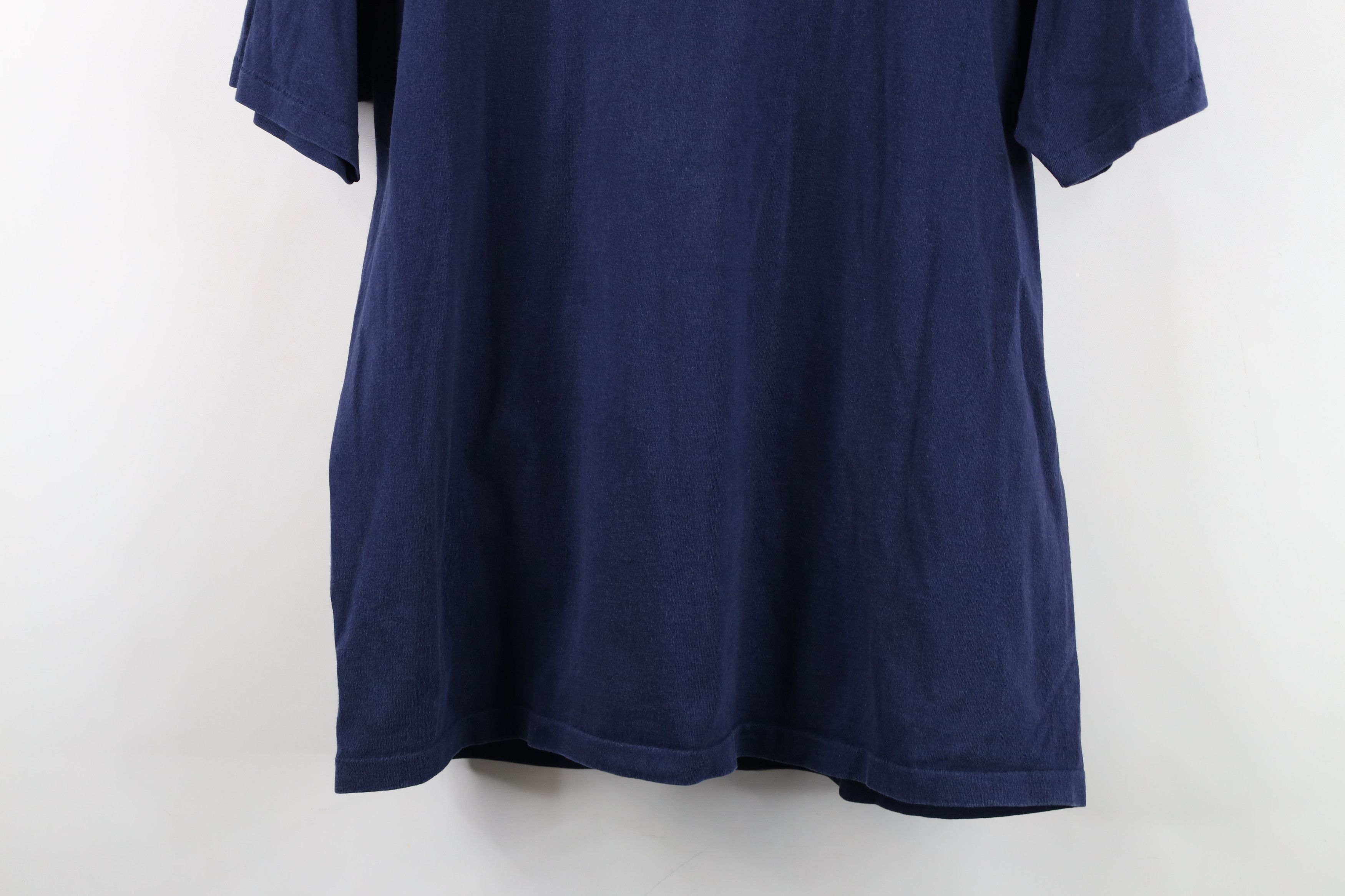 Vintage Vintage 90s Spell Out University of Italy T-Shirt Blue USA Size XL / US 12-14 / IT 48-50 - 13 Thumbnail