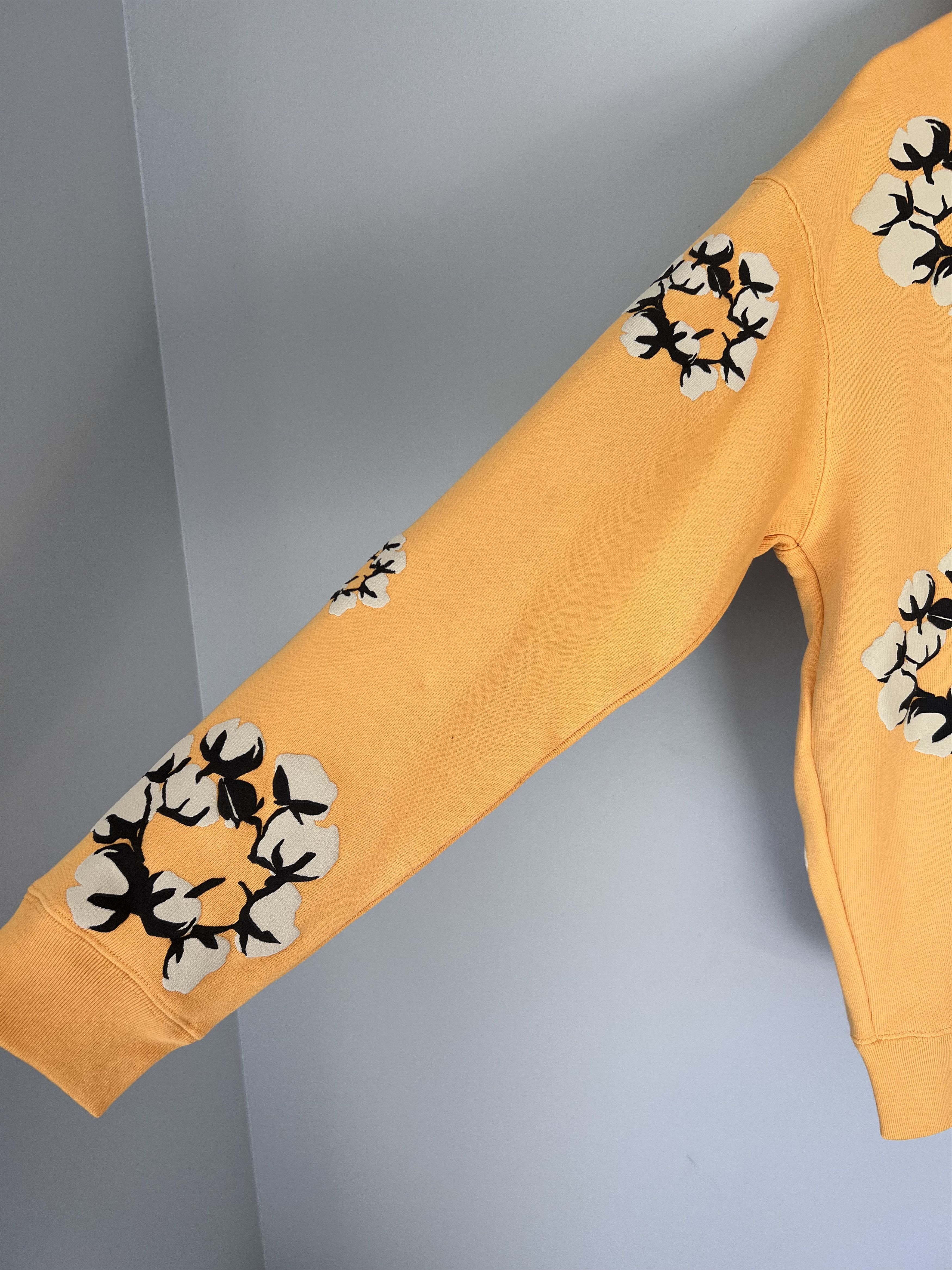 Cactus Plant Flea Market × DENIM TEARS CPFM Denim Tears Cotton Wreath Sweatsuit in Yellow Size US L / EU 52-54 / 3 - 5 Thumbnail