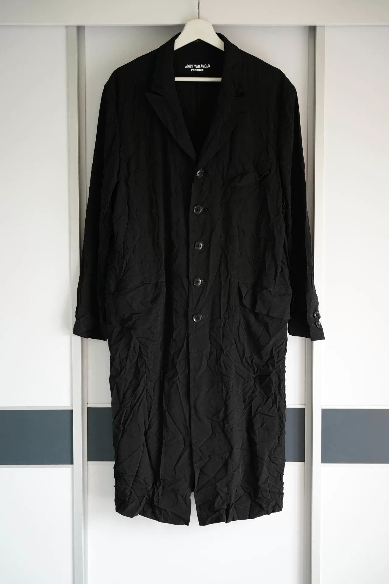Yohji Yamamoto Yohji Yamamoto Black Wrinkled Overcoat Size US M / EU 48-50 / 2 - 1 Thumbnail
