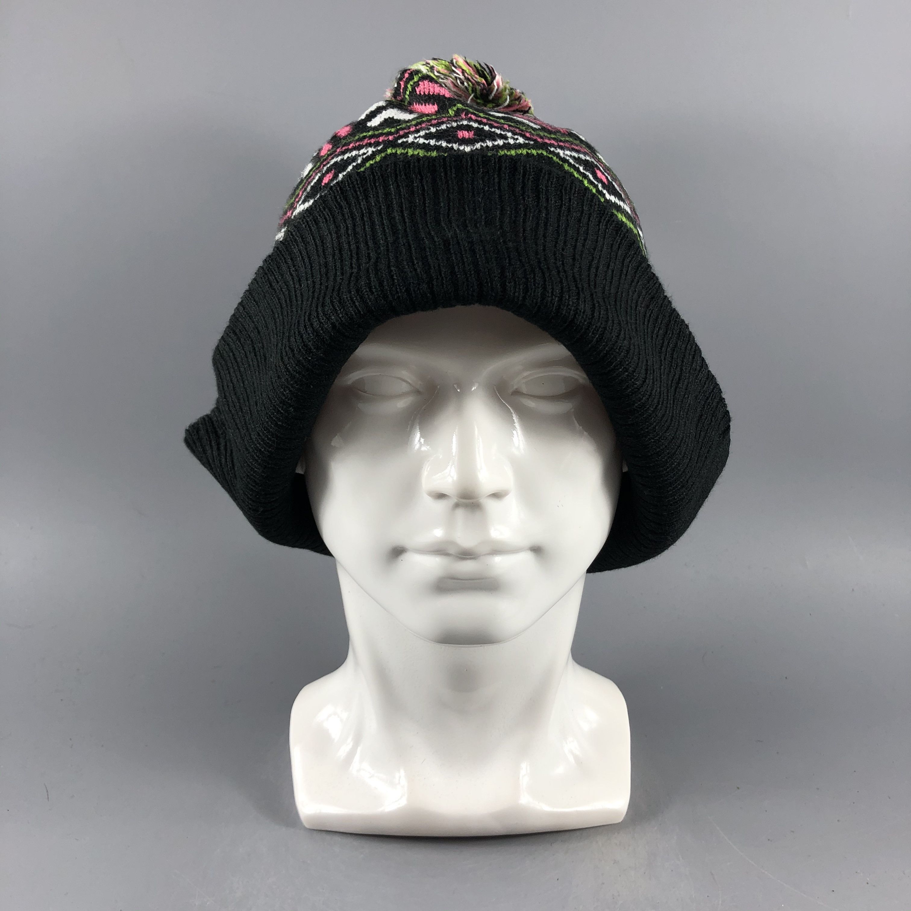 Fila × Vintage Fila Fisherman Beanie Snow Hat Snow Cap -D450 Size ONE SIZE - 8 Thumbnail