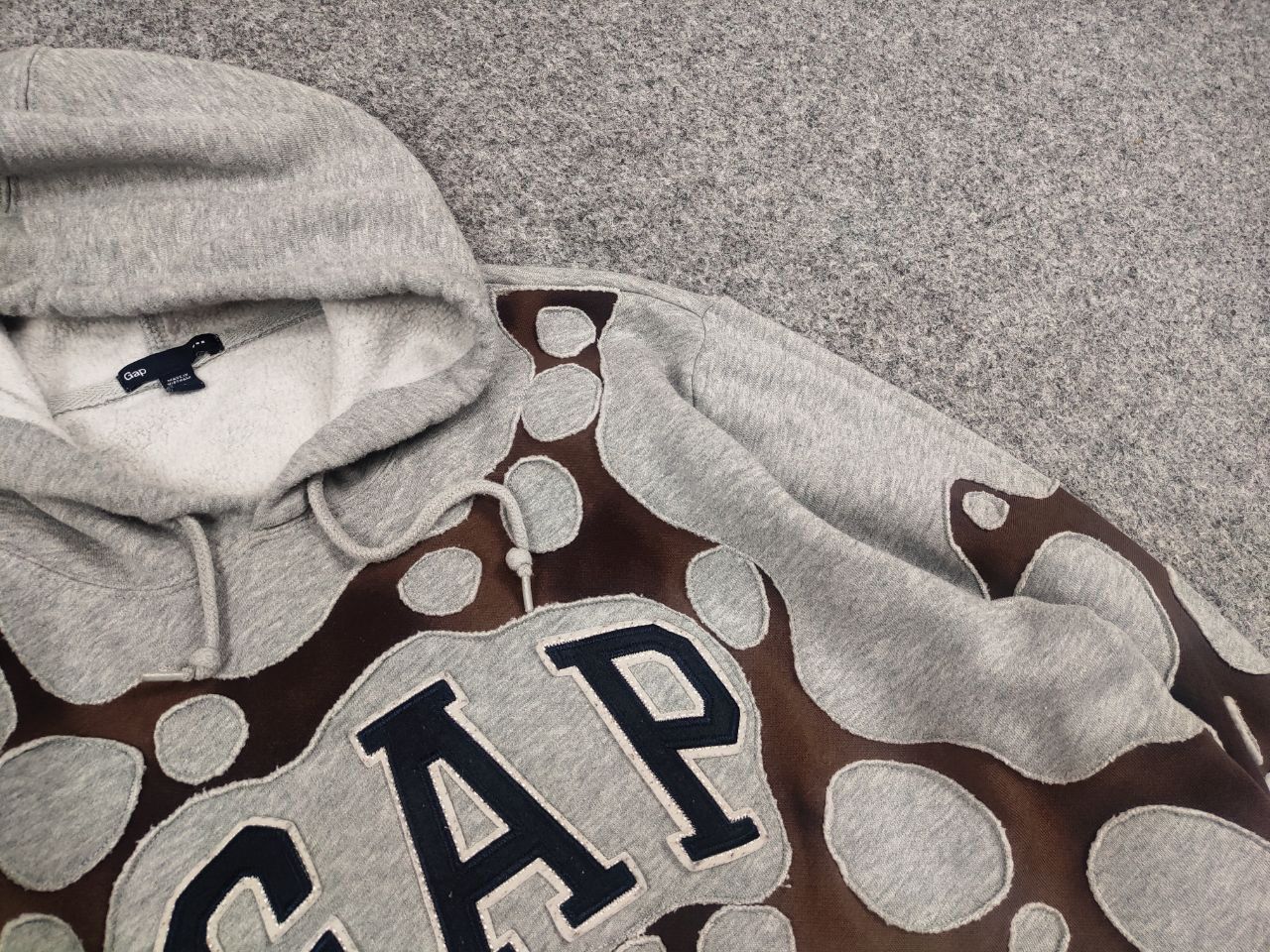Gap Vintage Rare Gap Logo reworked Hoodie Gray Y2K Style Size US S / EU 44-46 / 1 - 9 Thumbnail