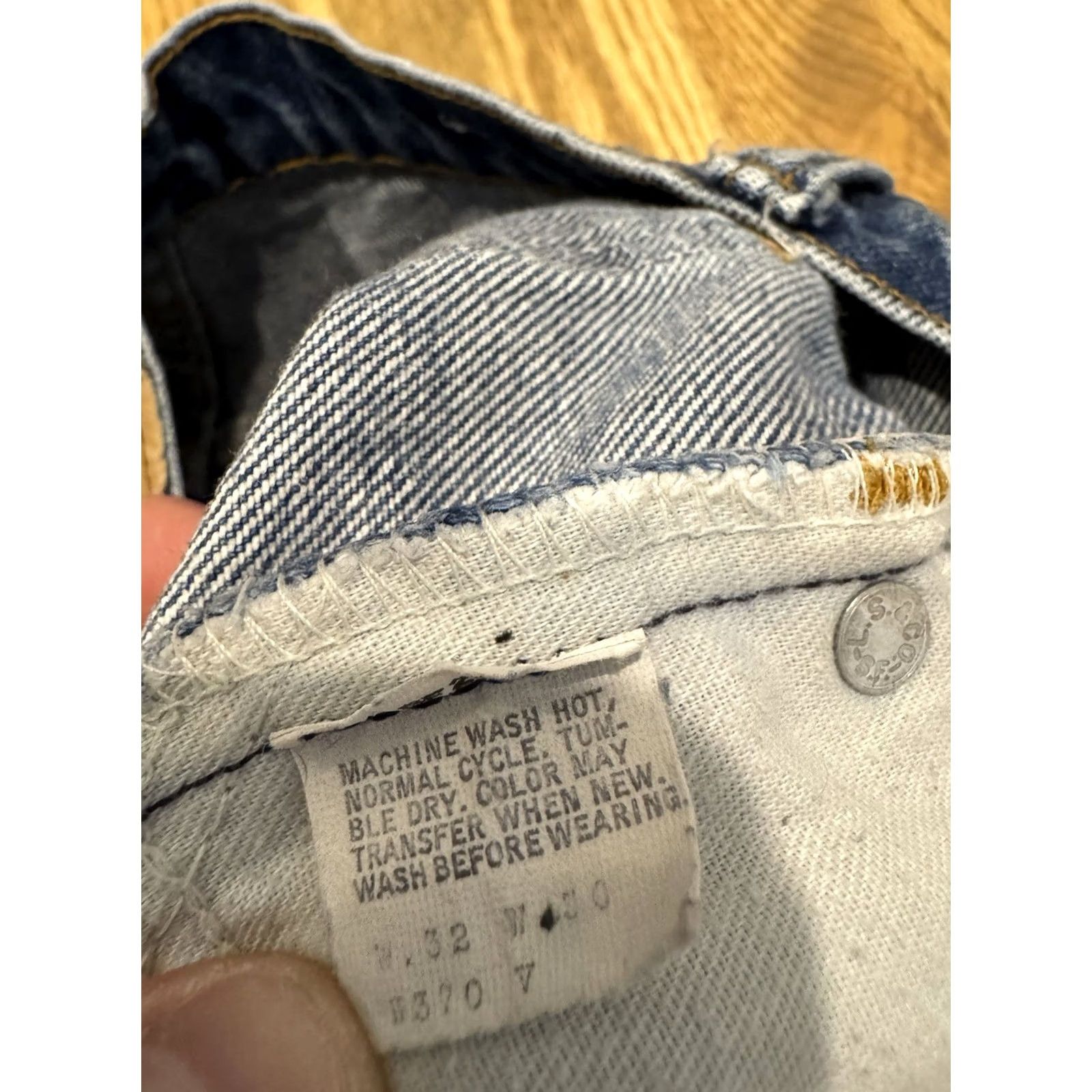 Levi's VINTAGE Levi’s Orange Tab Denim Jean Shorts 517 Mens 30 Actual 30 Levis Vtg Denim Shorts Blue 80s 90s USA Jeans Mens Size US 30 / EU 46 - 5 Thumbnail
