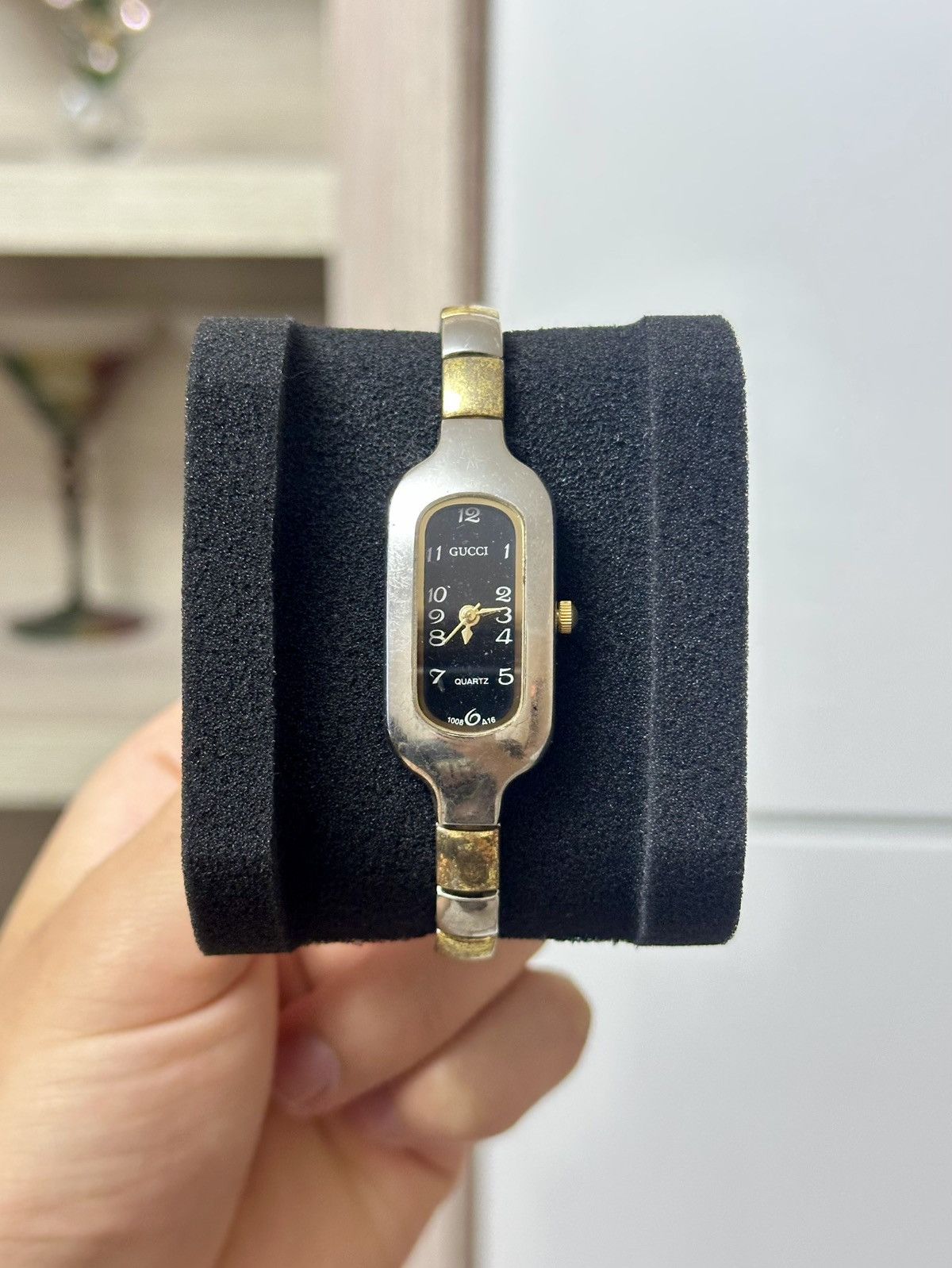 Vintage 90s Gucci Dress Wrist Watch Swiss Made Quartz Woman