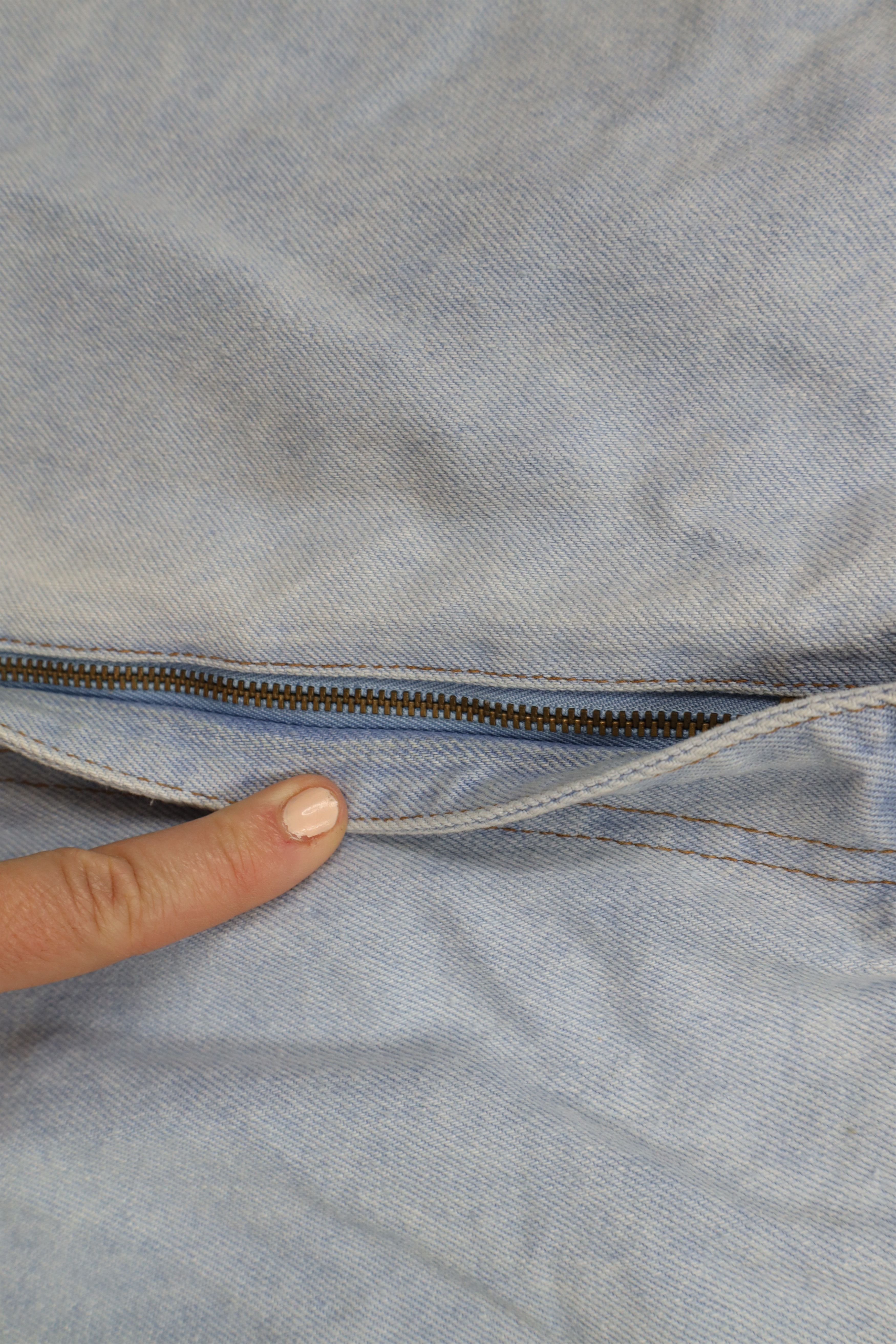 Vintage Deadstock Vintage 90s Streetwear Fit Denim Jean Shorts Jorts Size 42" / US 20 - 8 Thumbnail
