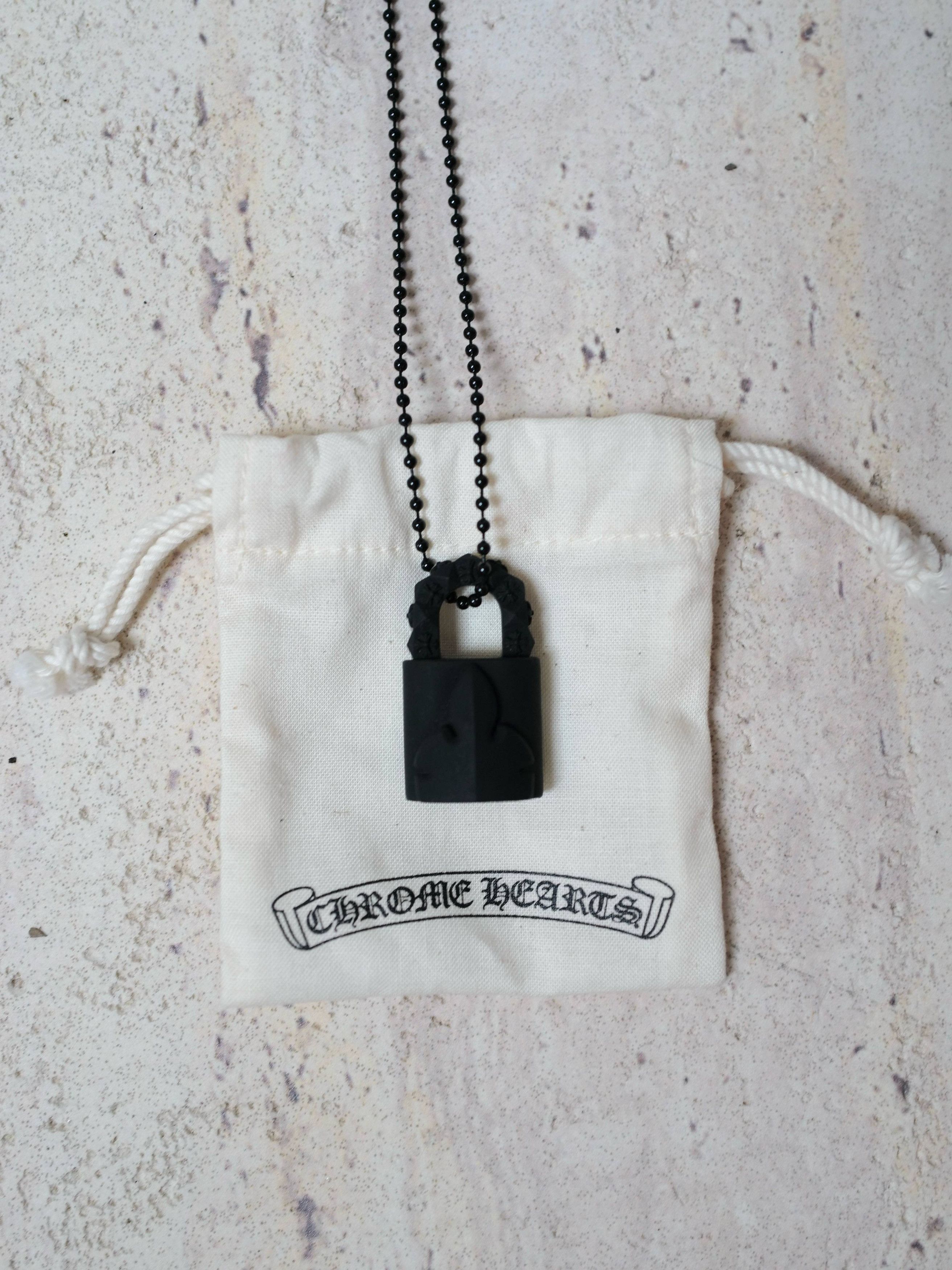 Chrome Hearts Chrome Hearts CH Fleurknee Padlock Silicone