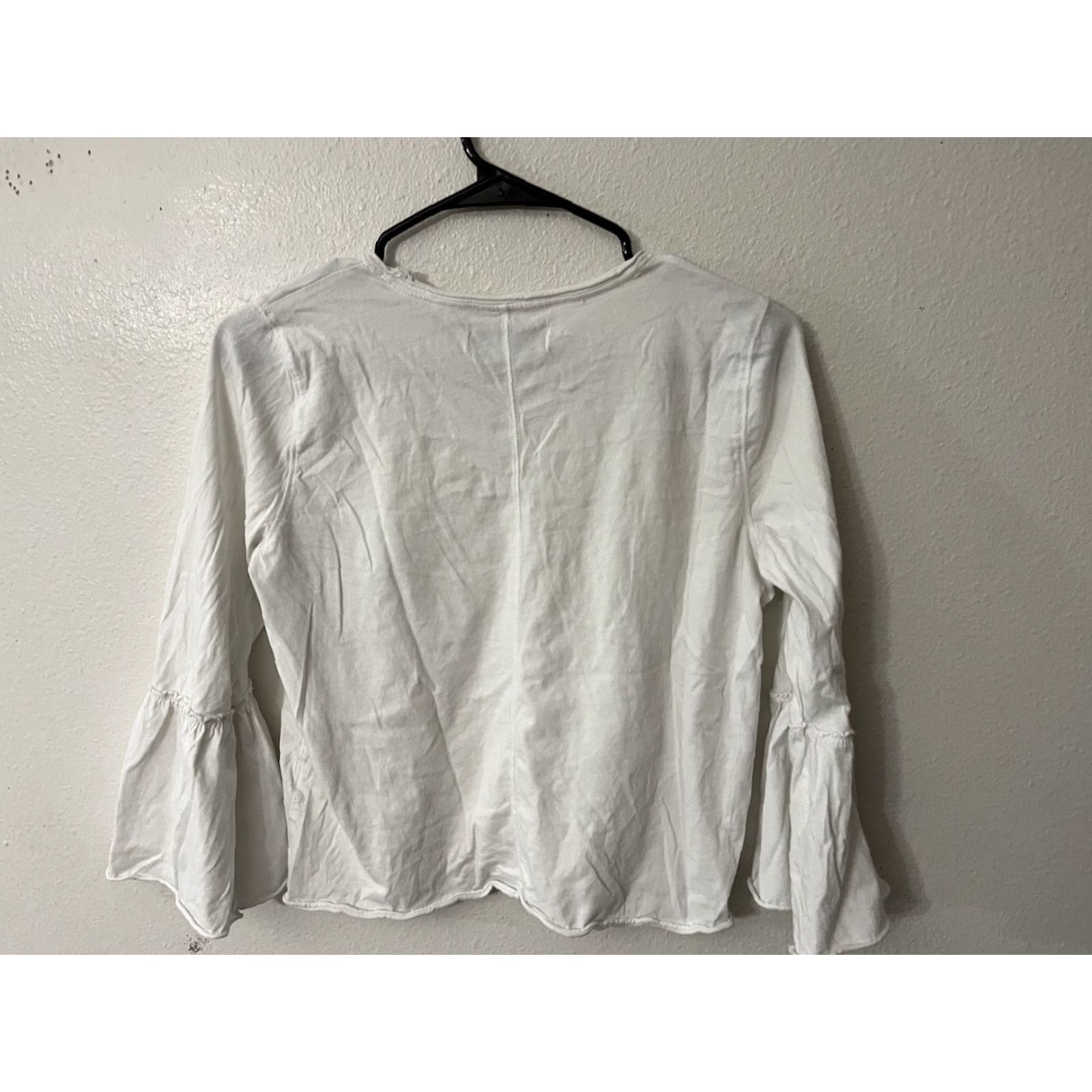 Abercrombie & Fitch Abercrombie & Fitch White 3/4 Bell Sleeve Crew Neck Top Blouse - Medium Womens Size M / US 6-8 / IT 42-44 - 3 Thumbnail