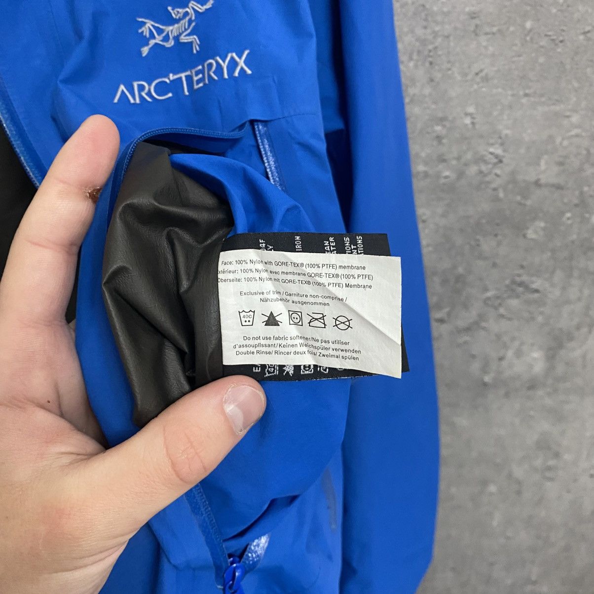Arc'teryx Men's Arcteryx Beta Gore-Tex Jacket Size US M / EU 48-50 / 2 - 13 Thumbnail