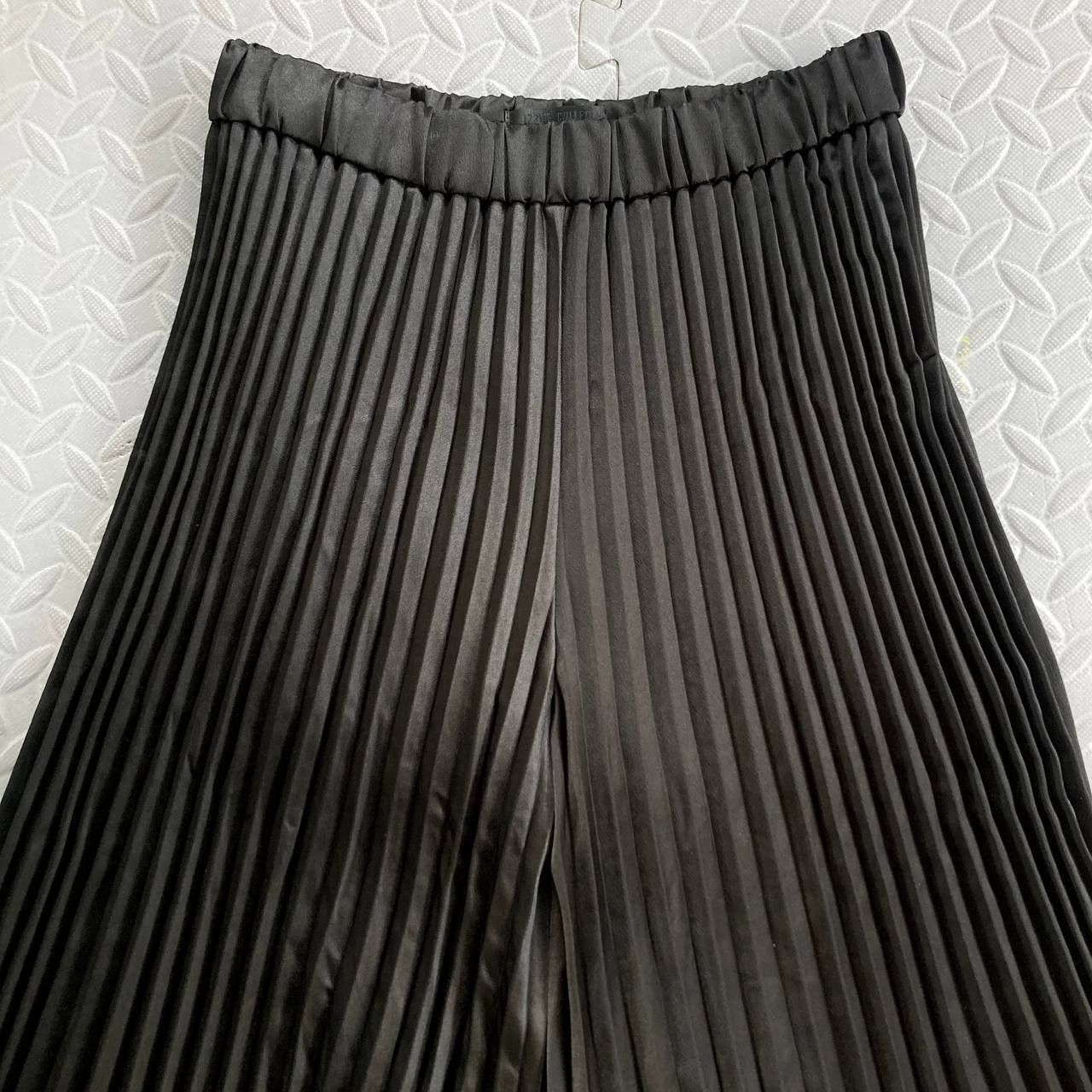 izzue Collection – Plissé-Satin Palazzo Trousers Size 26" / US 2 / IT 38 - 3 Thumbnail
