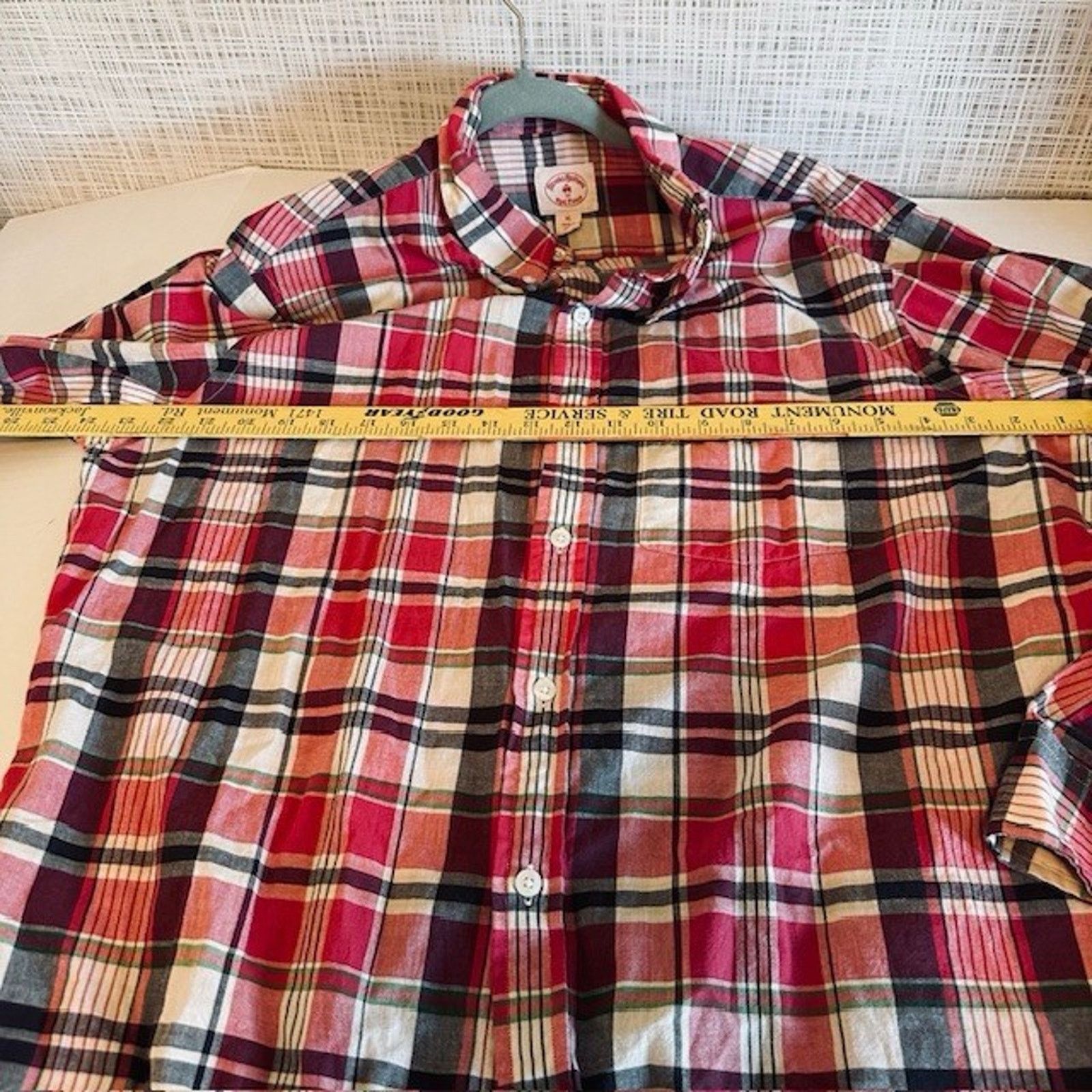 Brooks Brothers Brooks Brothers Red Fleece XL Button Shirt Red Plaid Cotton Size US XL / EU 56 / 4 - 10 Thumbnail