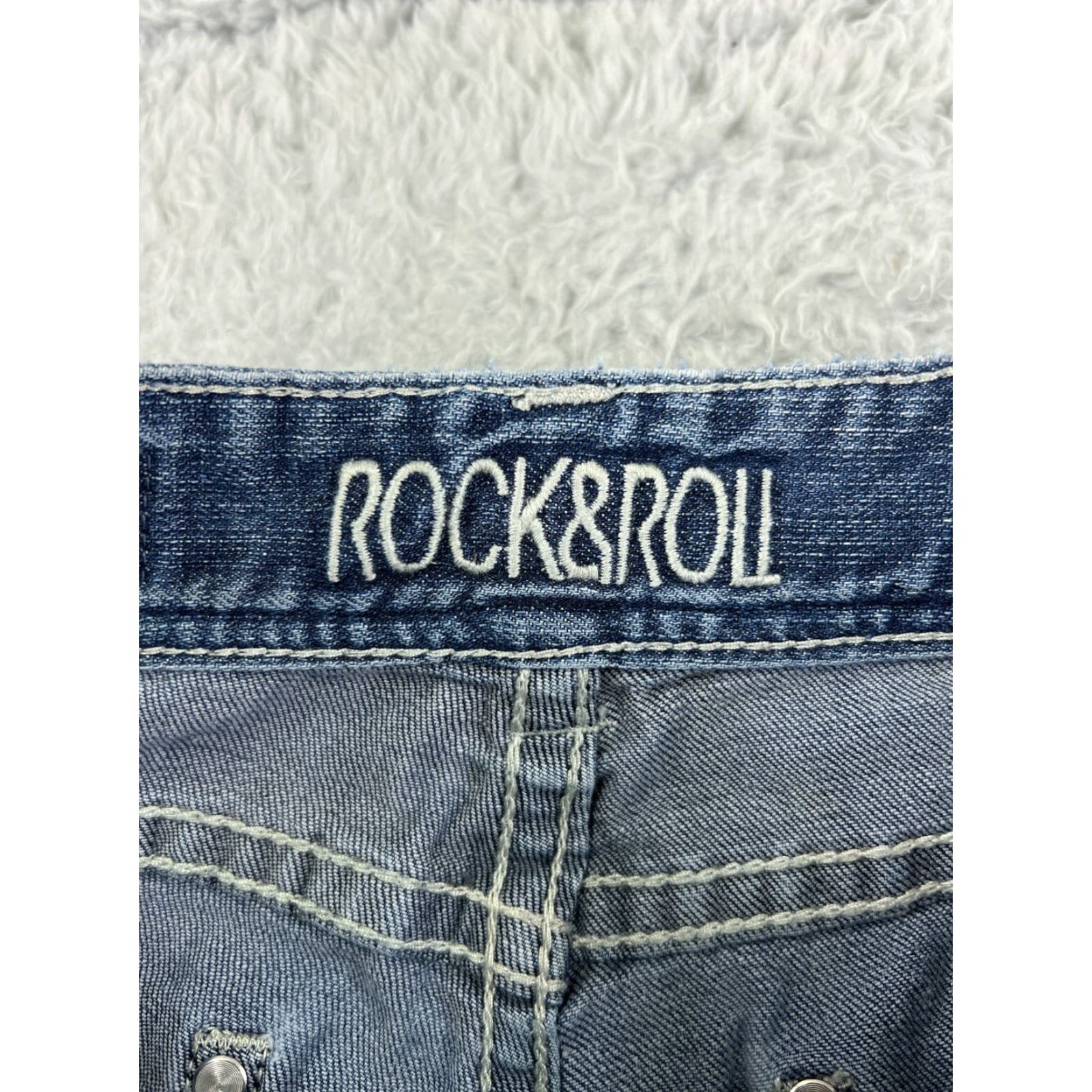Denime Rock And Roll Cowgirl Jeans Womens Bootcut Rock And Roll Cowgirl Jeans Blue Denim Embroidered 27 inches Straight Low Rise 32 Inseam Size 27" / US 4 / IT 40 - 4 Thumbnail