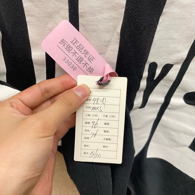Gucci Gucci Size XXXS Black Billy Idol letter print long short s Size US XXS / EU 40 - 4 Thumbnail