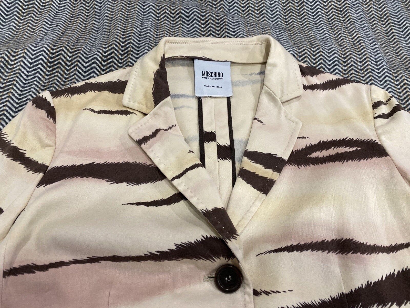 Moschino vintage 2000s Moschino Cheap and Chic Y2k Print Blazer Size S / US 4 / IT 40 - 11 Thumbnail