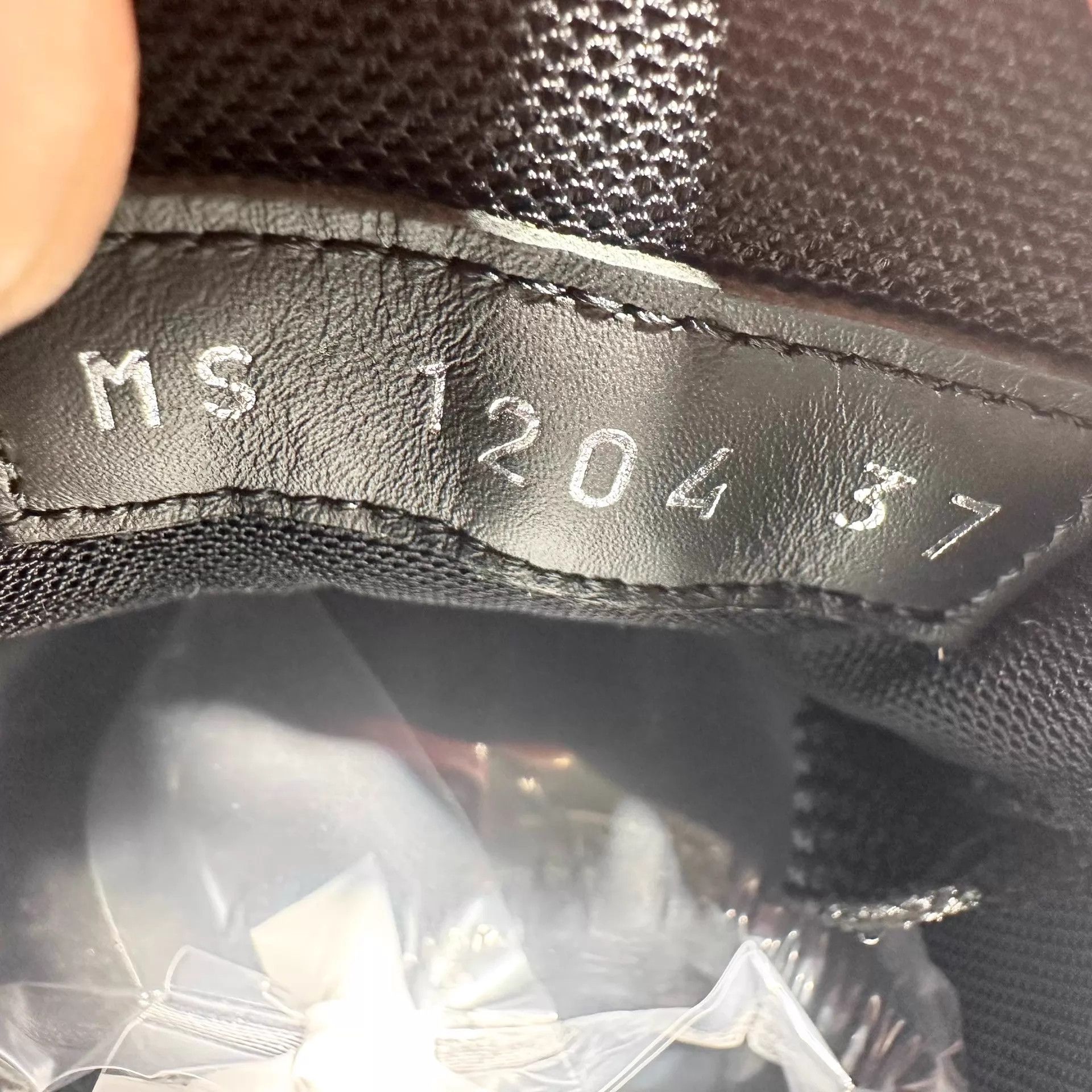 Louis Vuitton LV x Murakami Trainer Black Tri-Color 37 Size US 6.5 / IT 36.5 - 6 Thumbnail