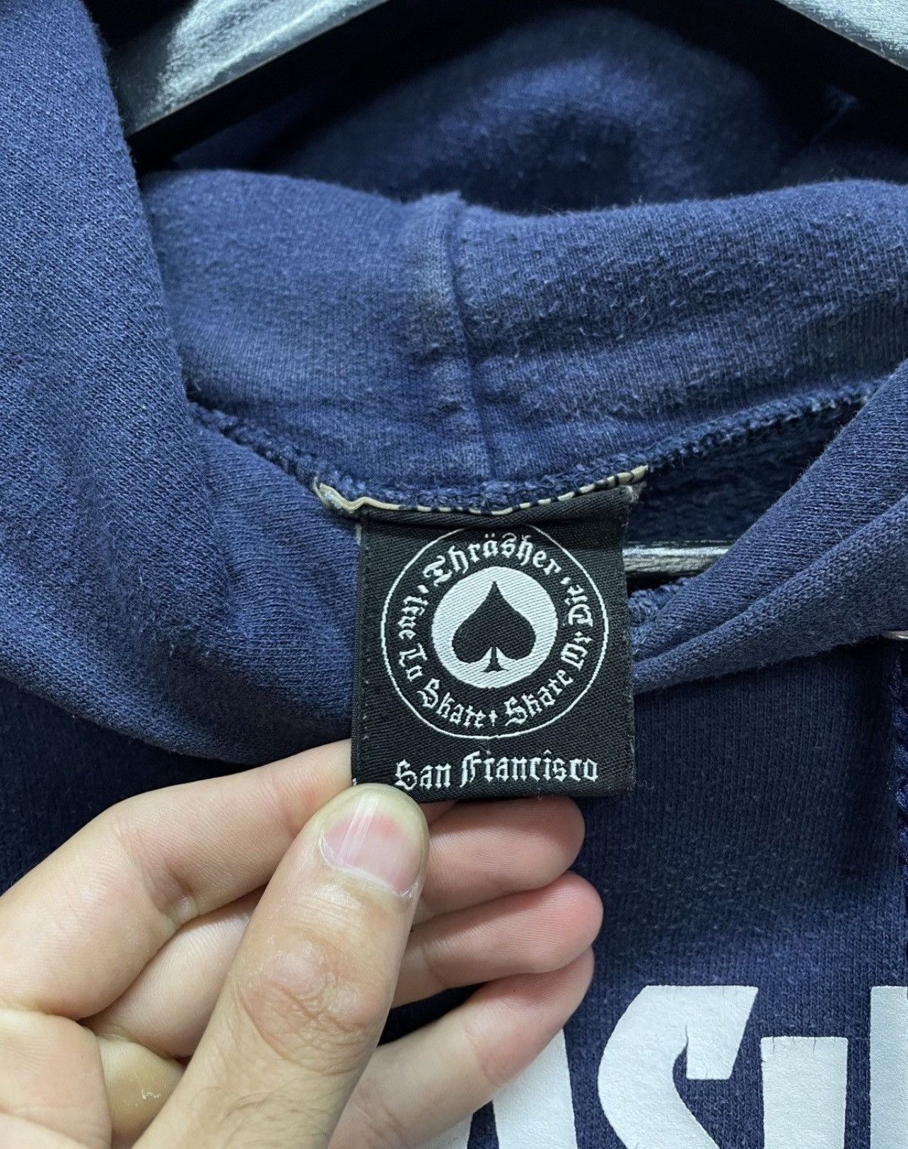 Thrasher Vintage Thrasher Navy Boxy Hoodie Skateboard Magazine Logo Size US M / EU 48-50 / 2 - 9 Thumbnail