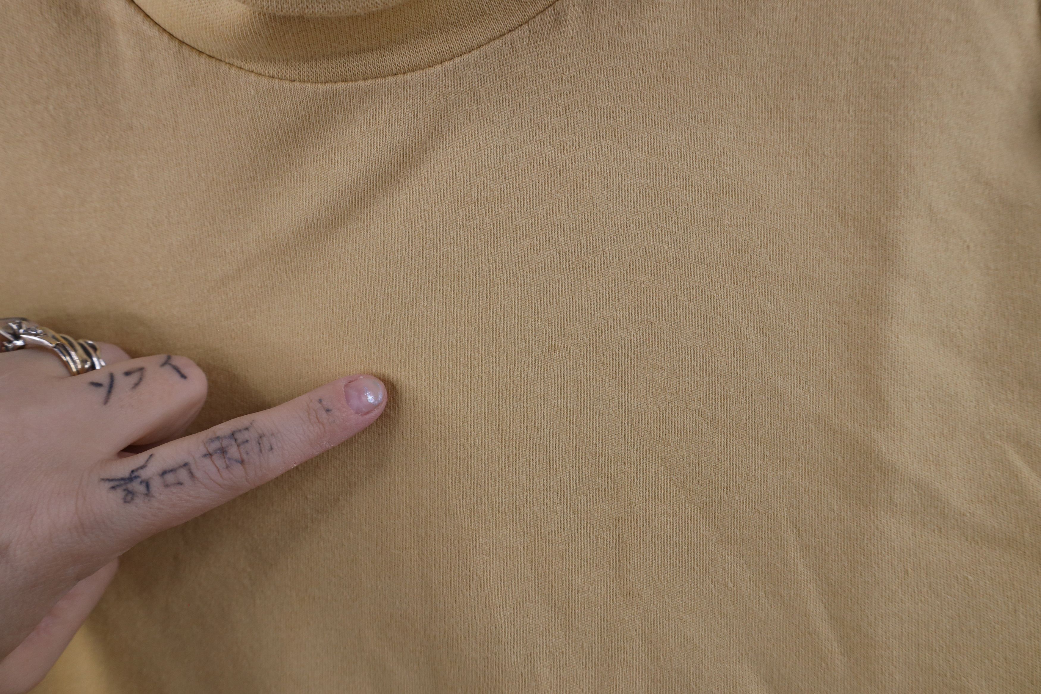 Vintage × Woolrich Woolen Mills Vintage 90s Woolrich Long Sleeve Turtleneck T-Shirt Yellow Size M / US 6-8 / IT 42-44 - 4 Thumbnail