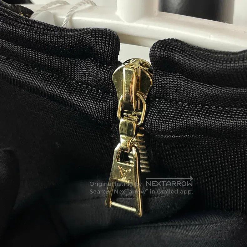 Louis Vuitton Louis Vuitton Black Dress Size XS / US 0-2 / IT 36-38 - 4 Thumbnail