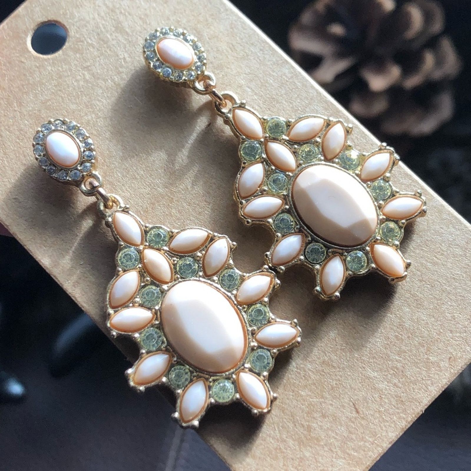 Jewelry Elegant Light Blush Pink Faceted Glass Stone Dangle Earrings in Gold, Women's