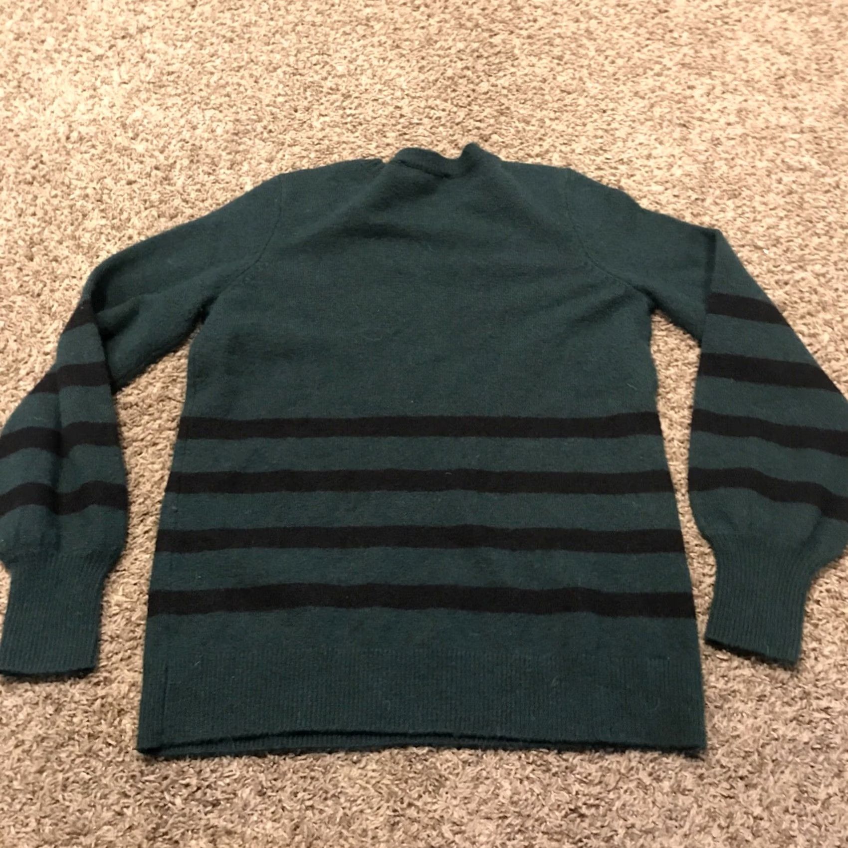 Michael Kors Michael Kors Mens Sweater Pullover Long Sleeve Green Size S Crew Neck Casual Classic Knit Regular 70% Acrylic 30% Wool - Hand Wash Only Size US S / EU 44-46 / 1 - 3 Thumbnail