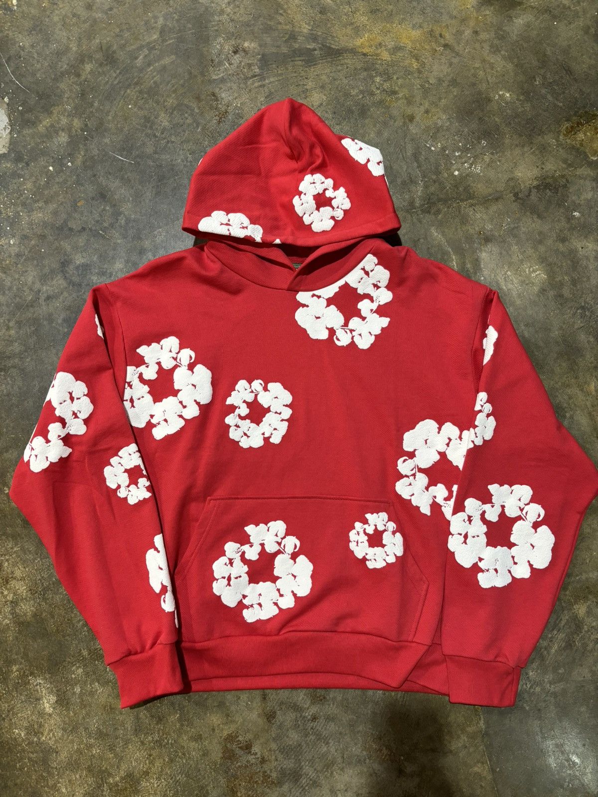 image of Denim Tears Cotton Wreath Hooded Sweatshirt Red Size Xl, Men's