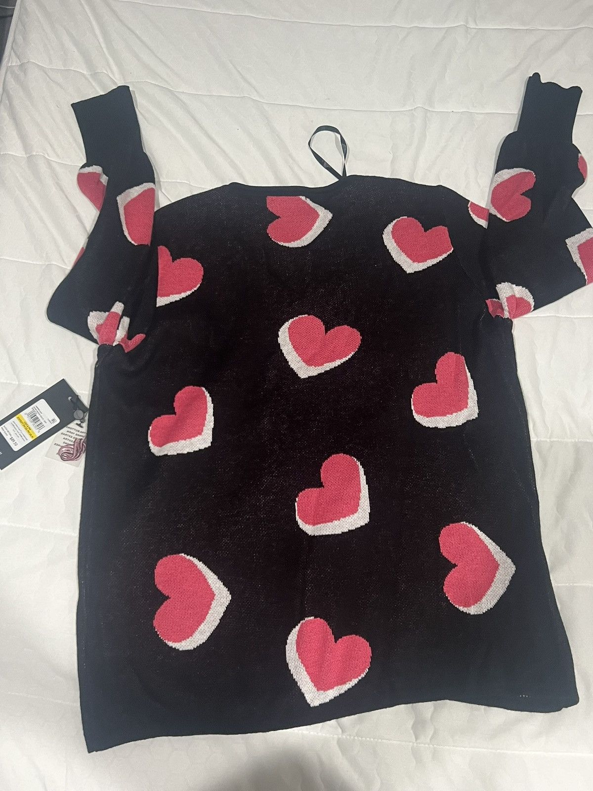 Jones New York NWT Jones New York Heart Shape V Neck Puff Sleeve Sweater Size M / US 6-8 / IT 42-44 - 2 Thumbnail