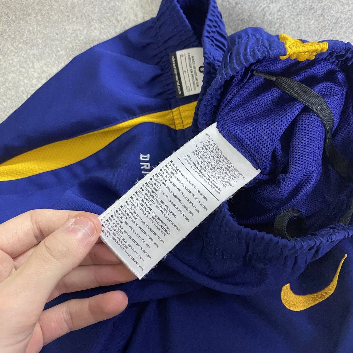 Nike Nike Barcelona trackpants Size US 30 / EU 46 - 6 Thumbnail