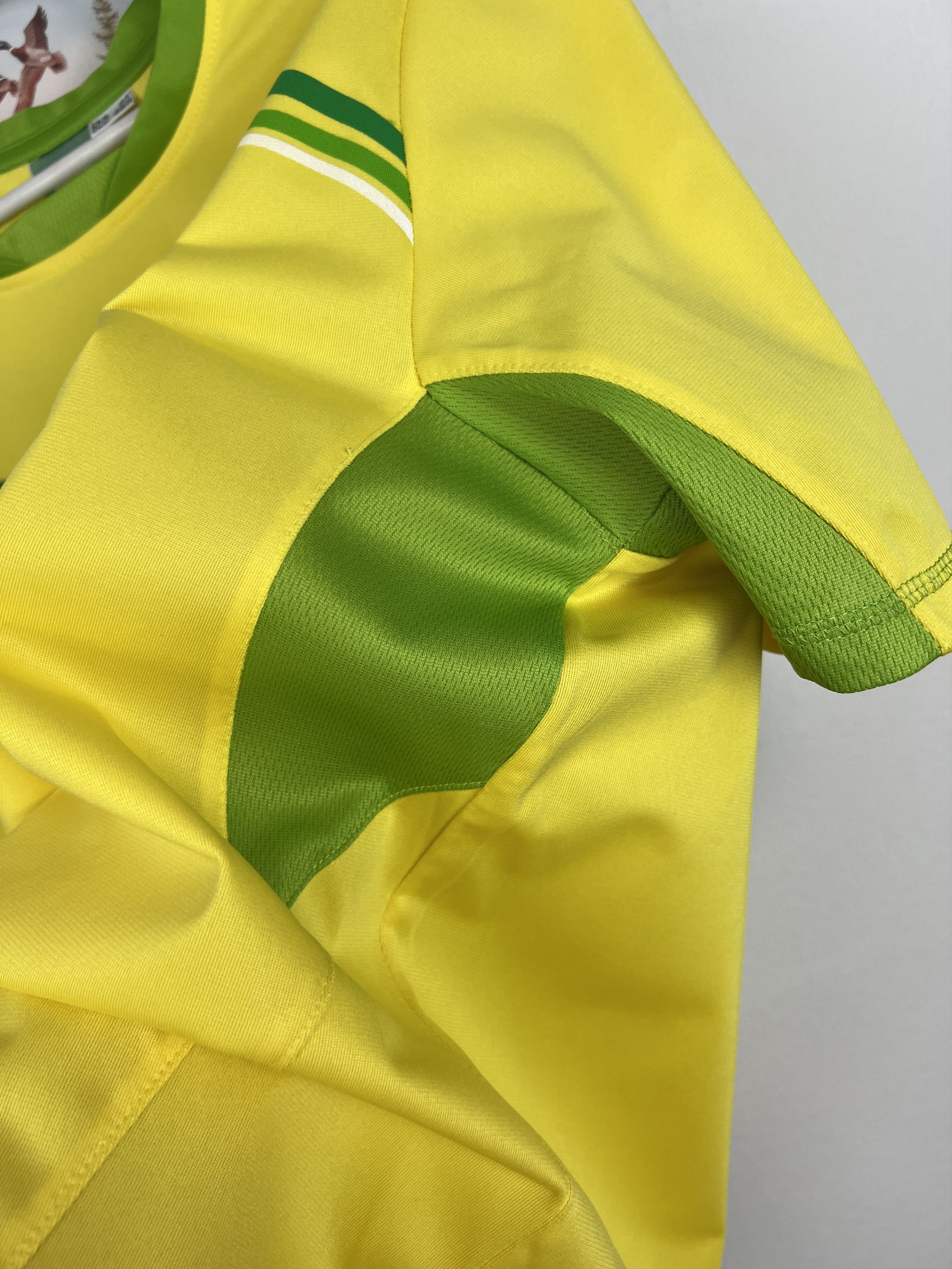 Vintage 2014 Brazil World Cup Football Fun Shirt Soccer Tee Hype Size US XL / EU 56 / 4 - 5 Thumbnail