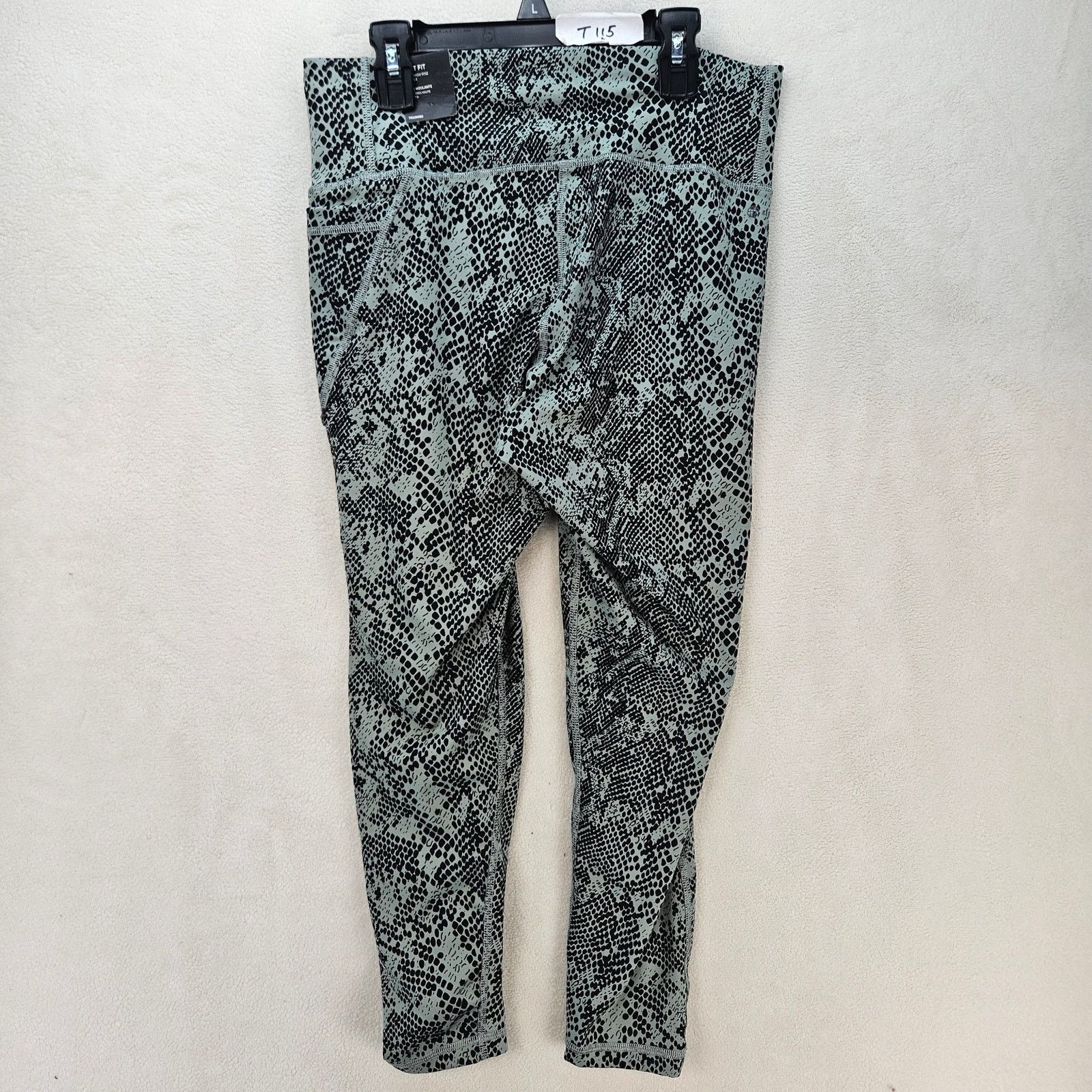 Adidas ADIDAS WOMEN'S XL STASH POCKET TRANING ANIMAL PRINT 7/8 Size 29" - 6 Thumbnail