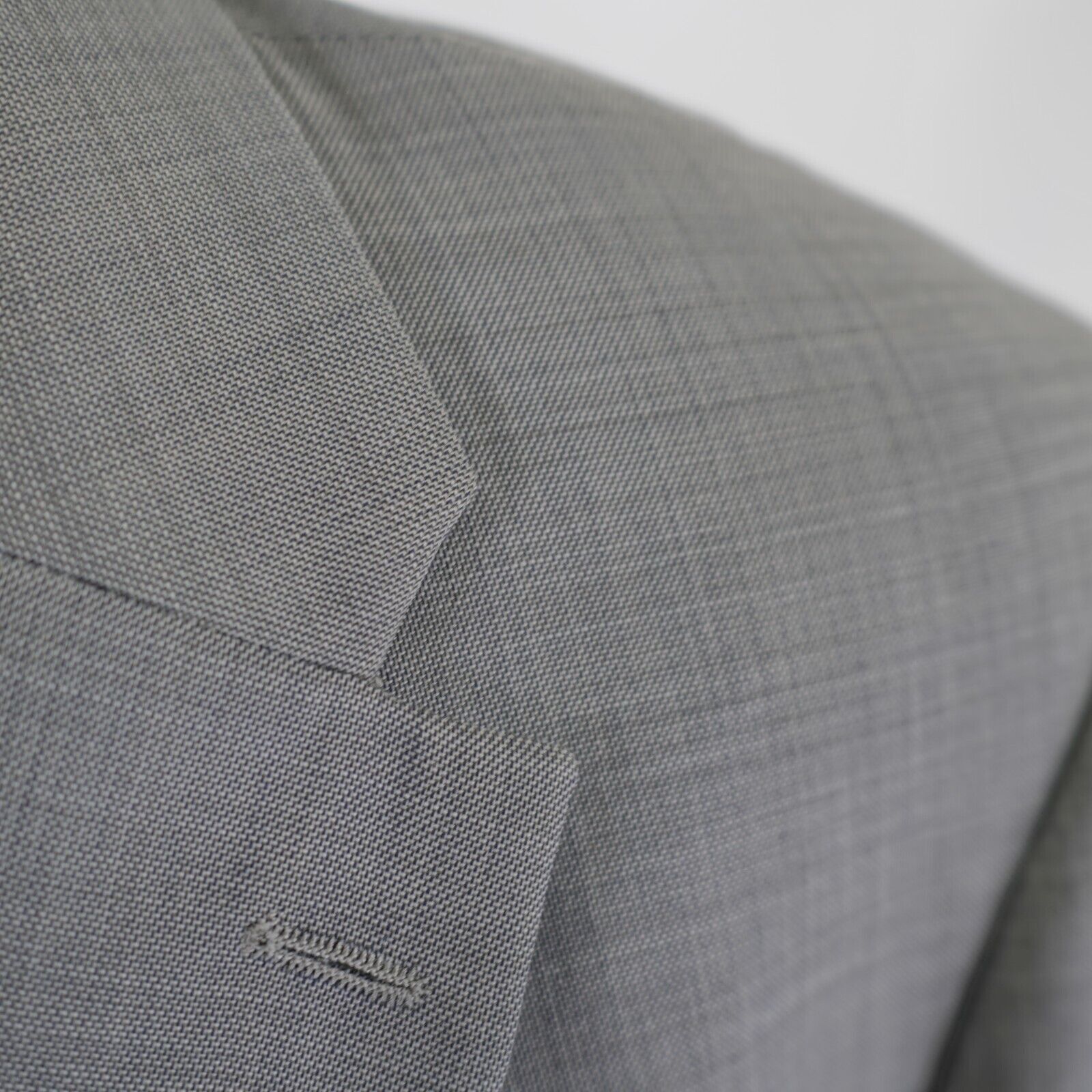 Tommy Hilfiger DAMAGED Tommy Hilfiger Wool Gray Sharkskin 42R 2 Button Blaz Size 42R - 3 Thumbnail