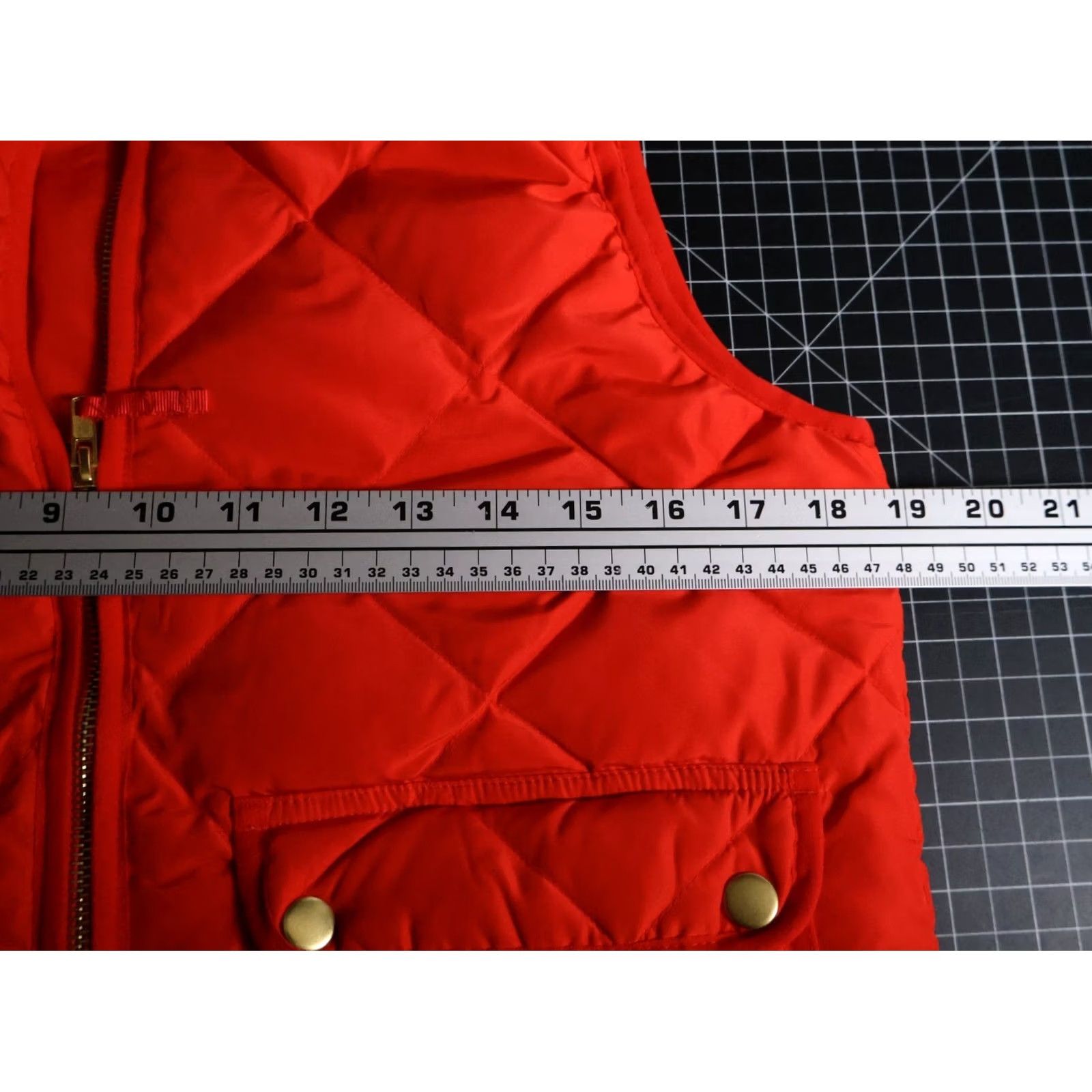 Vintage Woolrich Vest Women's Small Red Quilted Down Insulated Full Zip Puffer Jacket Style: Outdoor, Hiking, Fall, Winter Mens, Womens Size S / US 4 / IT 40 - 5 Thumbnail