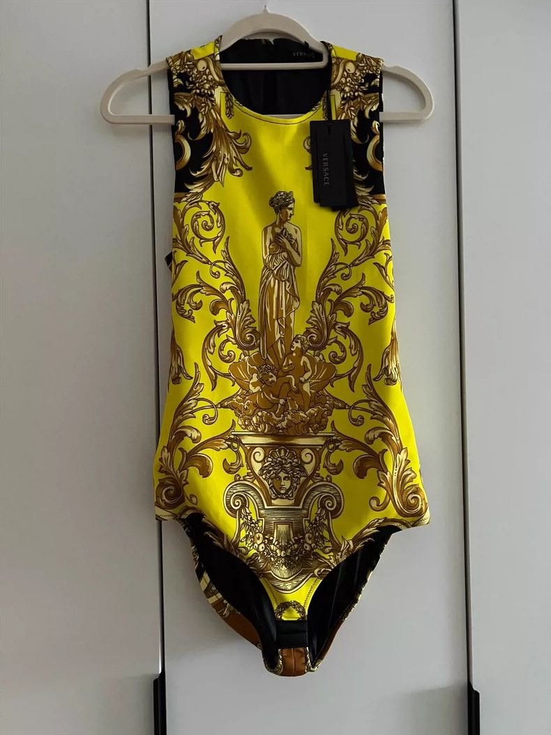Versace Versace Baroque side button dress Size M / US 6-8 / IT 42-44 - 1 Thumbnail