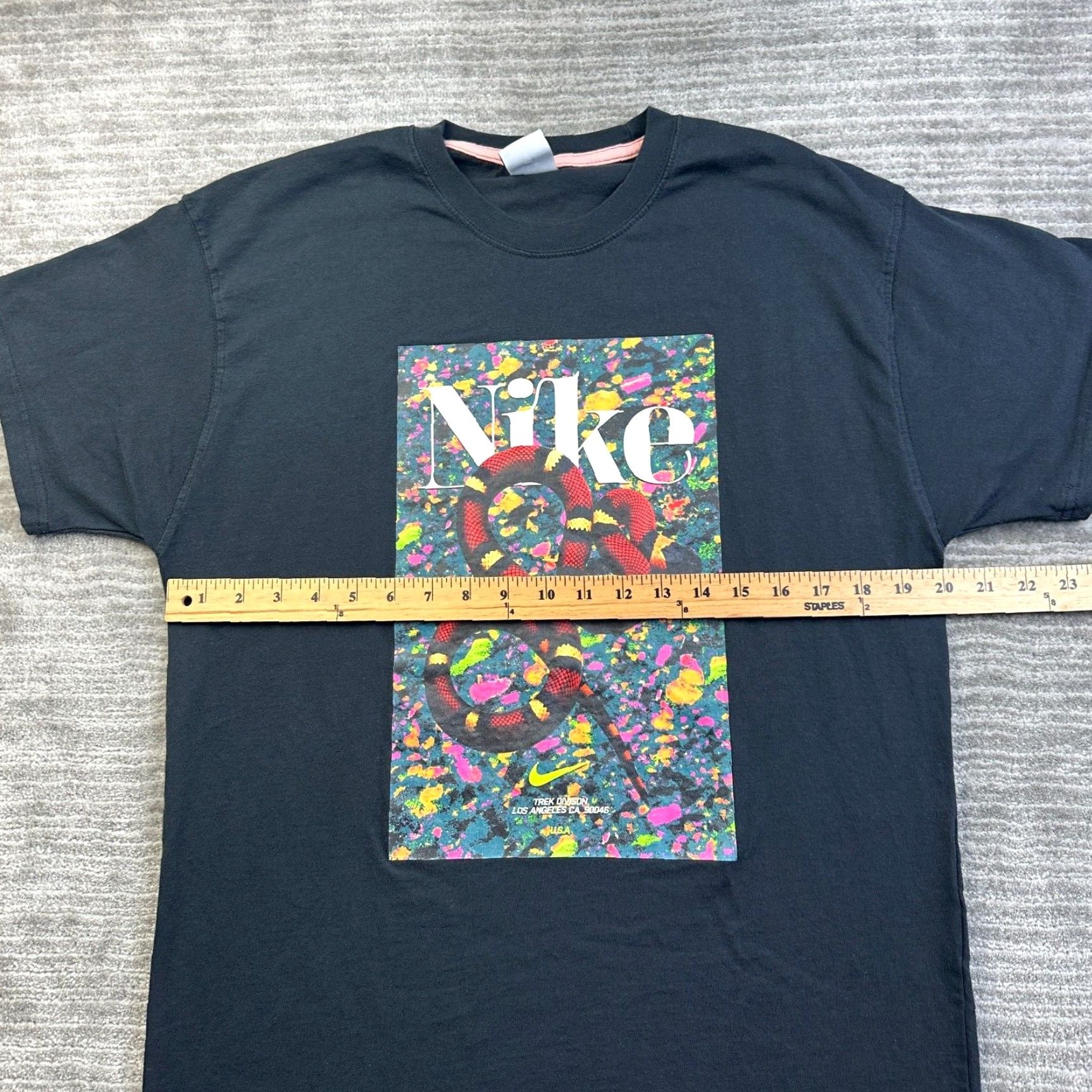 Nike Nike Shirt Mens Medium Black Graphic Sportswear Cuasl Size US M / EU 48-50 / 2 - 8 Thumbnail