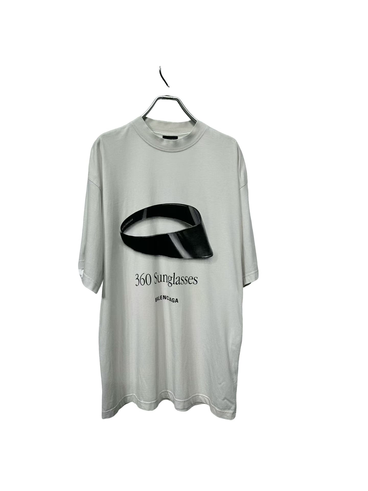 Balenciaga Balenciaga 360 Sunglasses Graphic T-Shirt White Size XS Size US XS / EU 42 / 0 - 1 Thumbnail