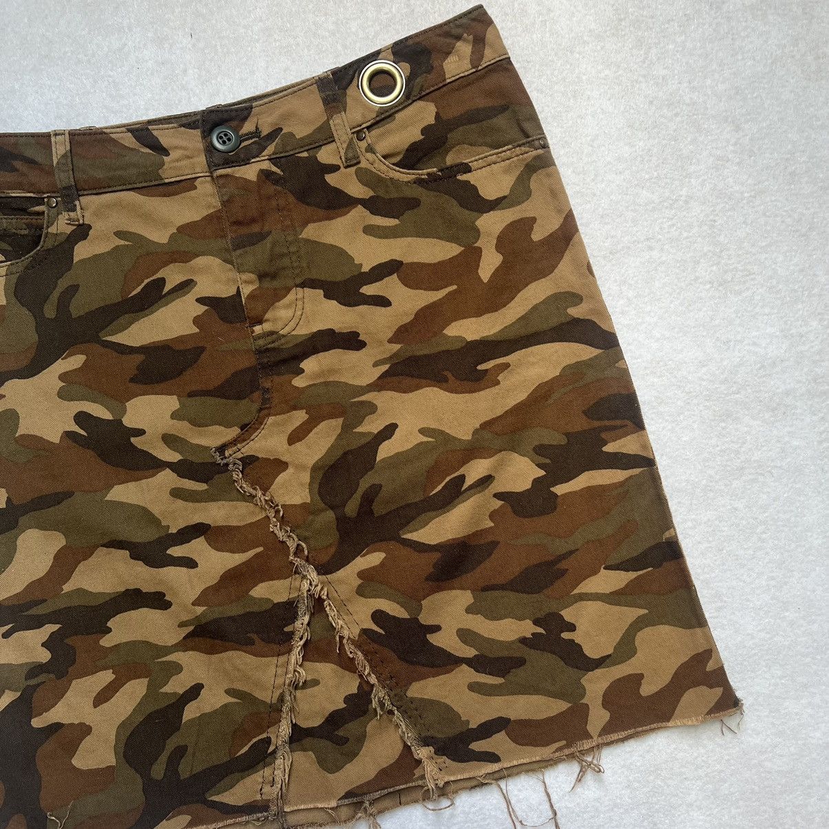 Le Grande Bleu (L.G.B.) LGB Camo Skirt Size 28" / US 6 / IT 42 - 2 Thumbnail